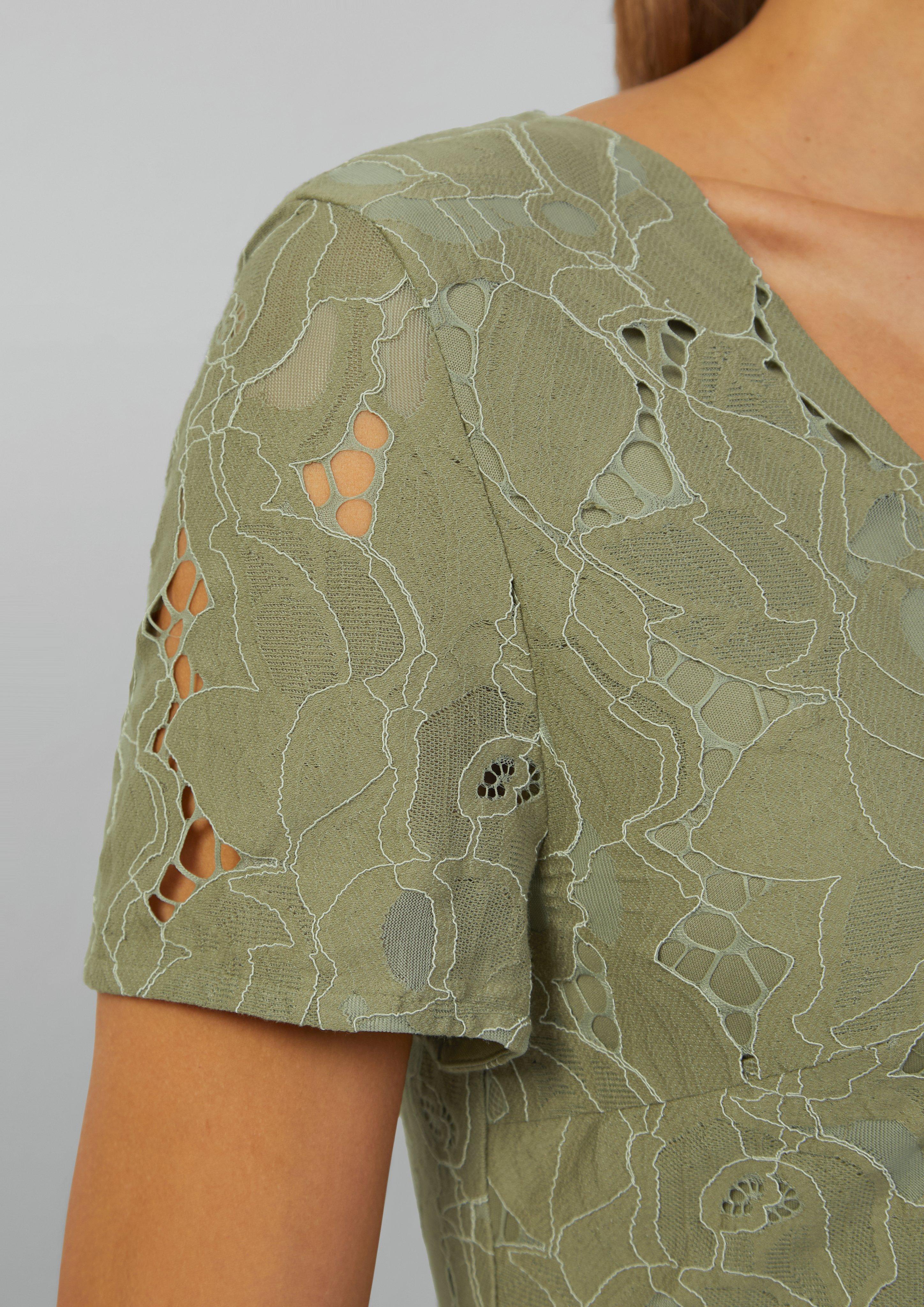 Kleid in 7721 & 0200