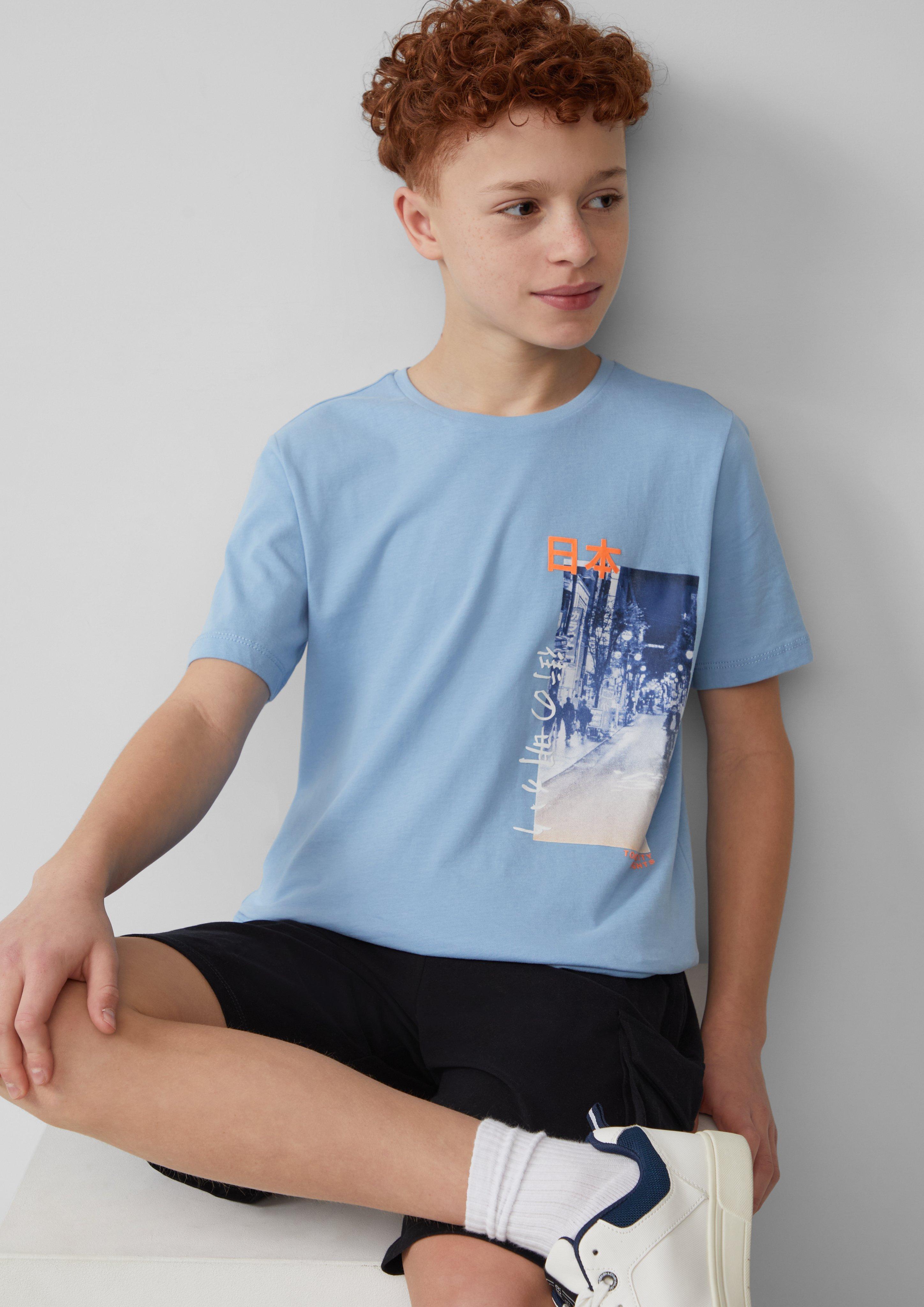 T-shirt in 5312, 7807, 9999, 5588 & 0100