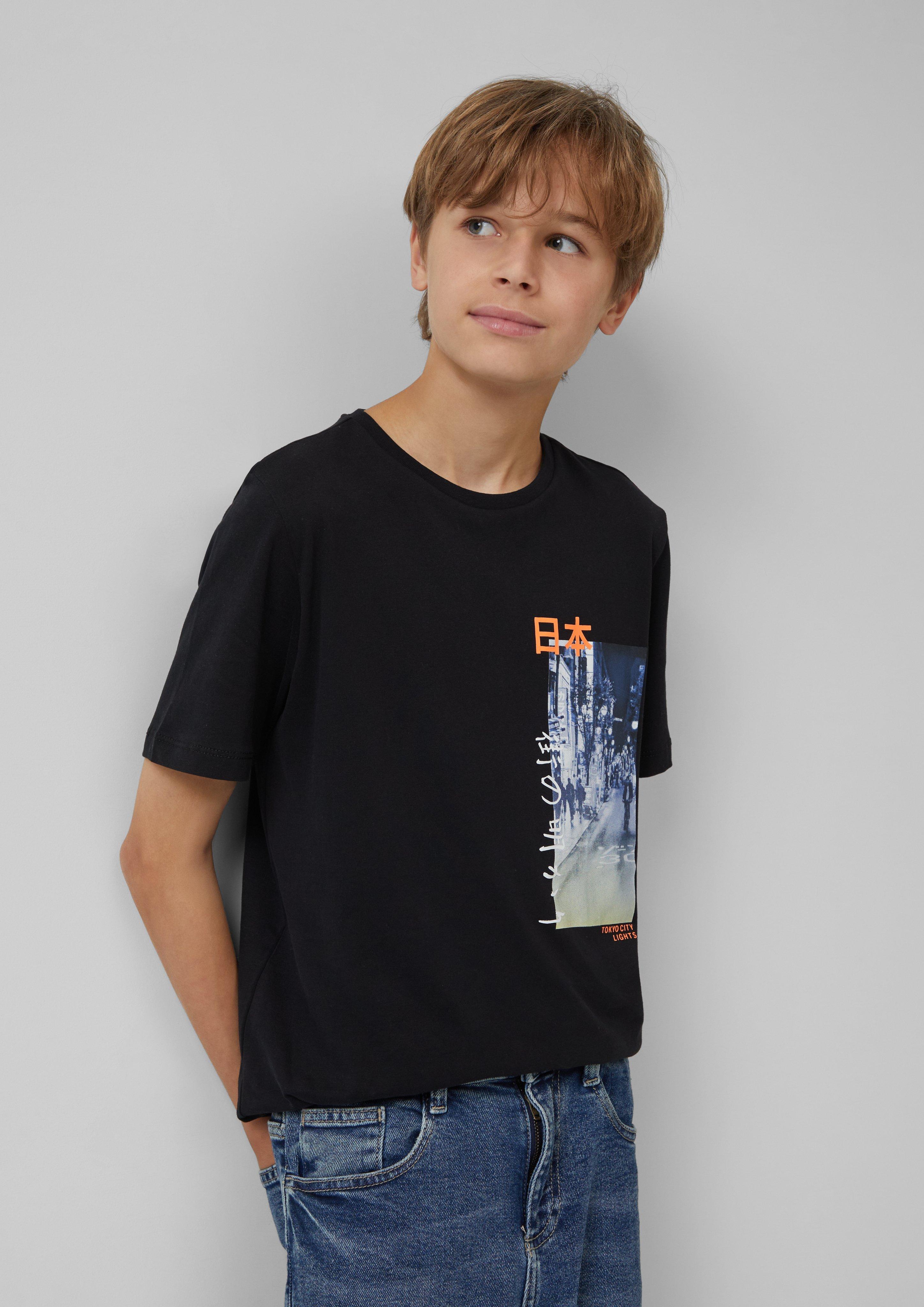 T-Shirt in 9999, 7807, 5312, 5588 & 0100