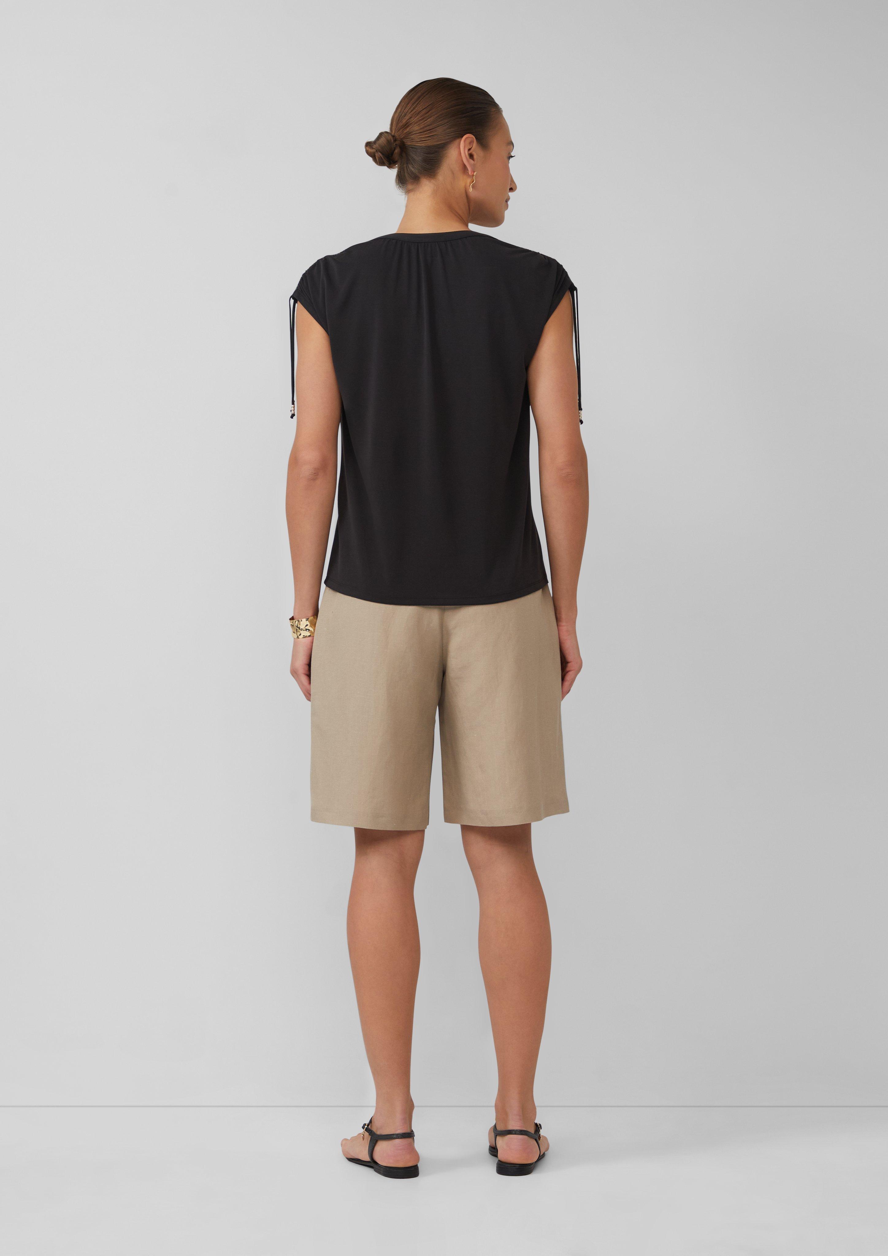 T-Shirt in 9999 & 8438