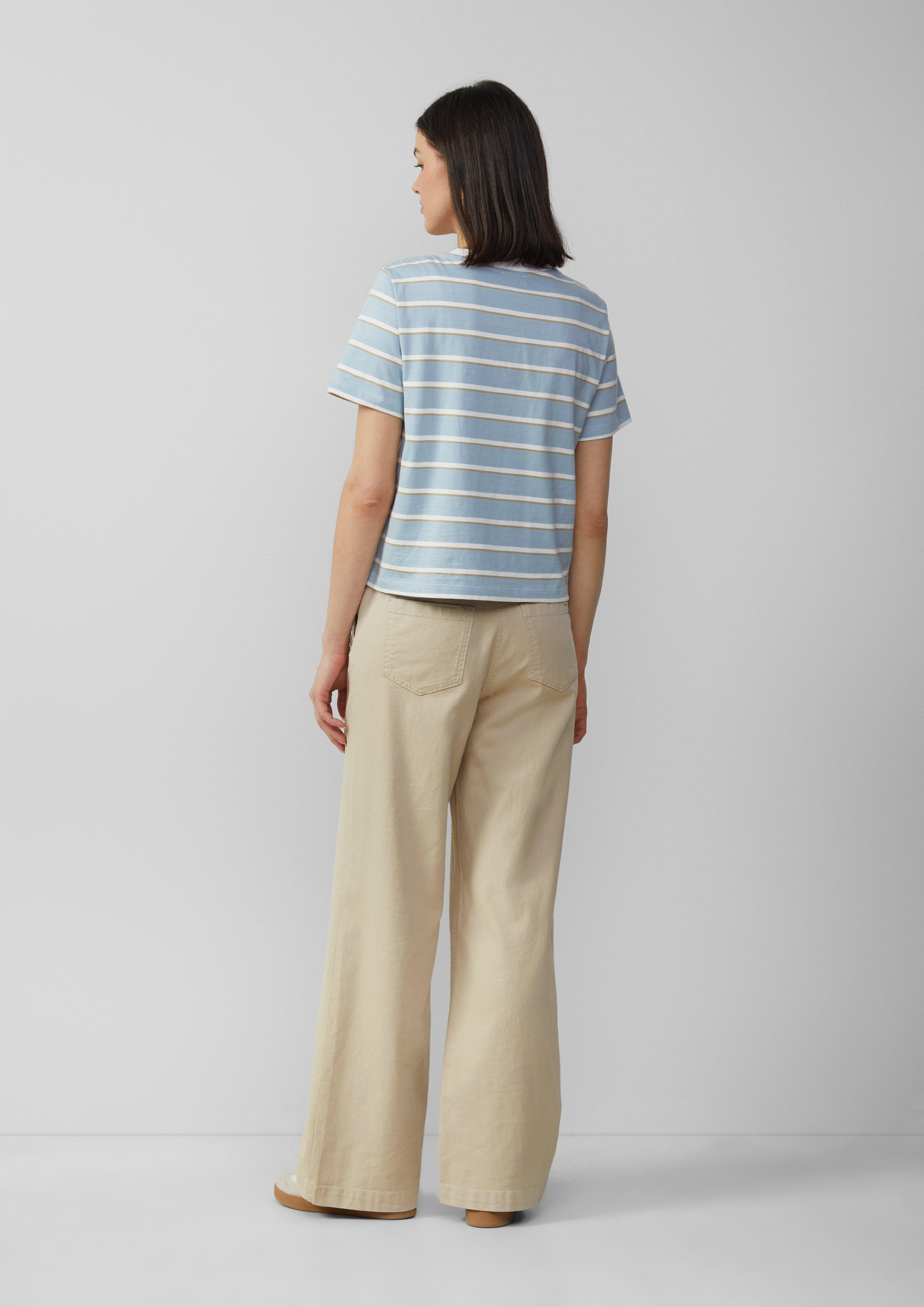 T-Shirt in 50G2, 99G2, 02G2 & 30G2