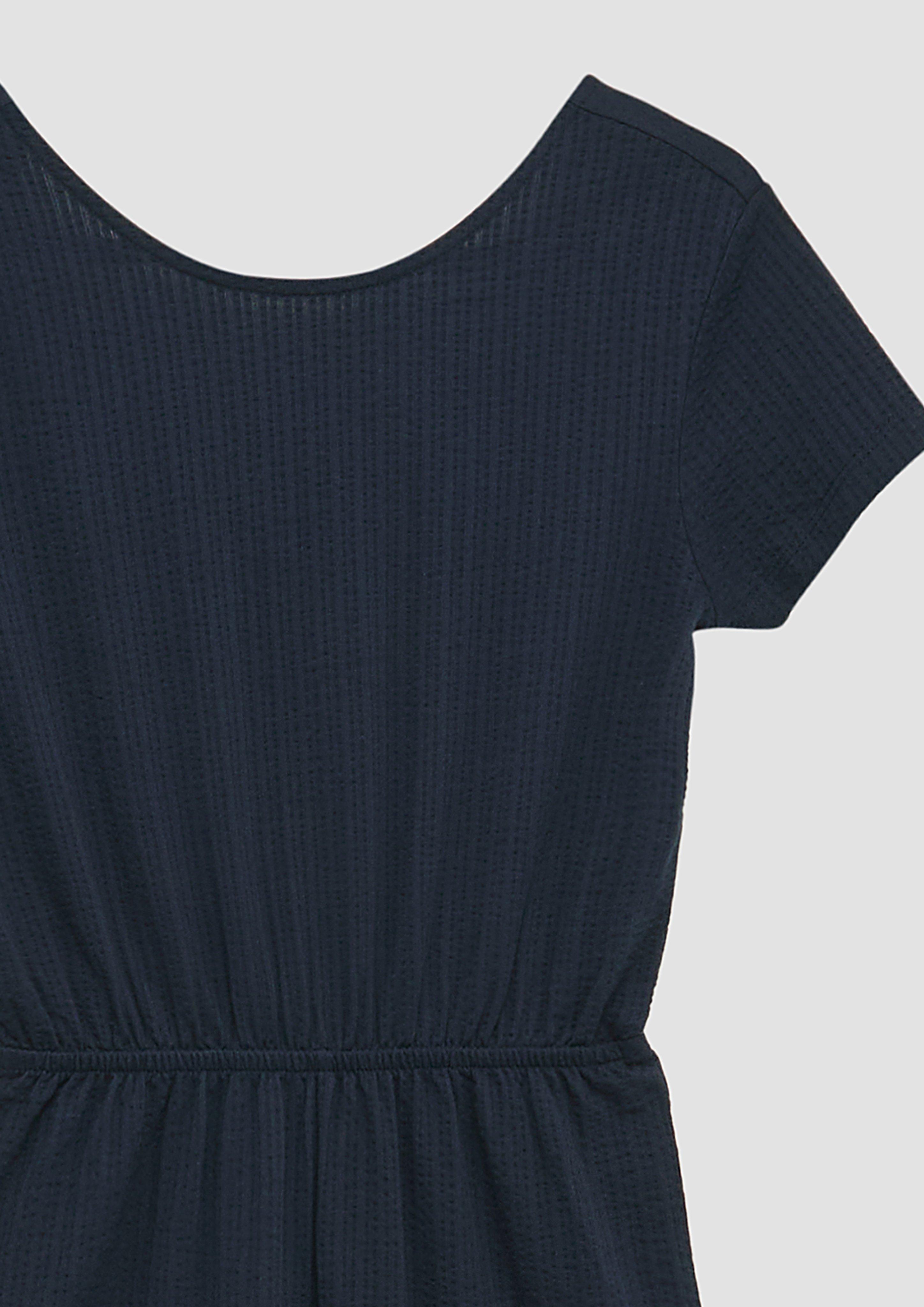 Oprijeta obleka in 5952