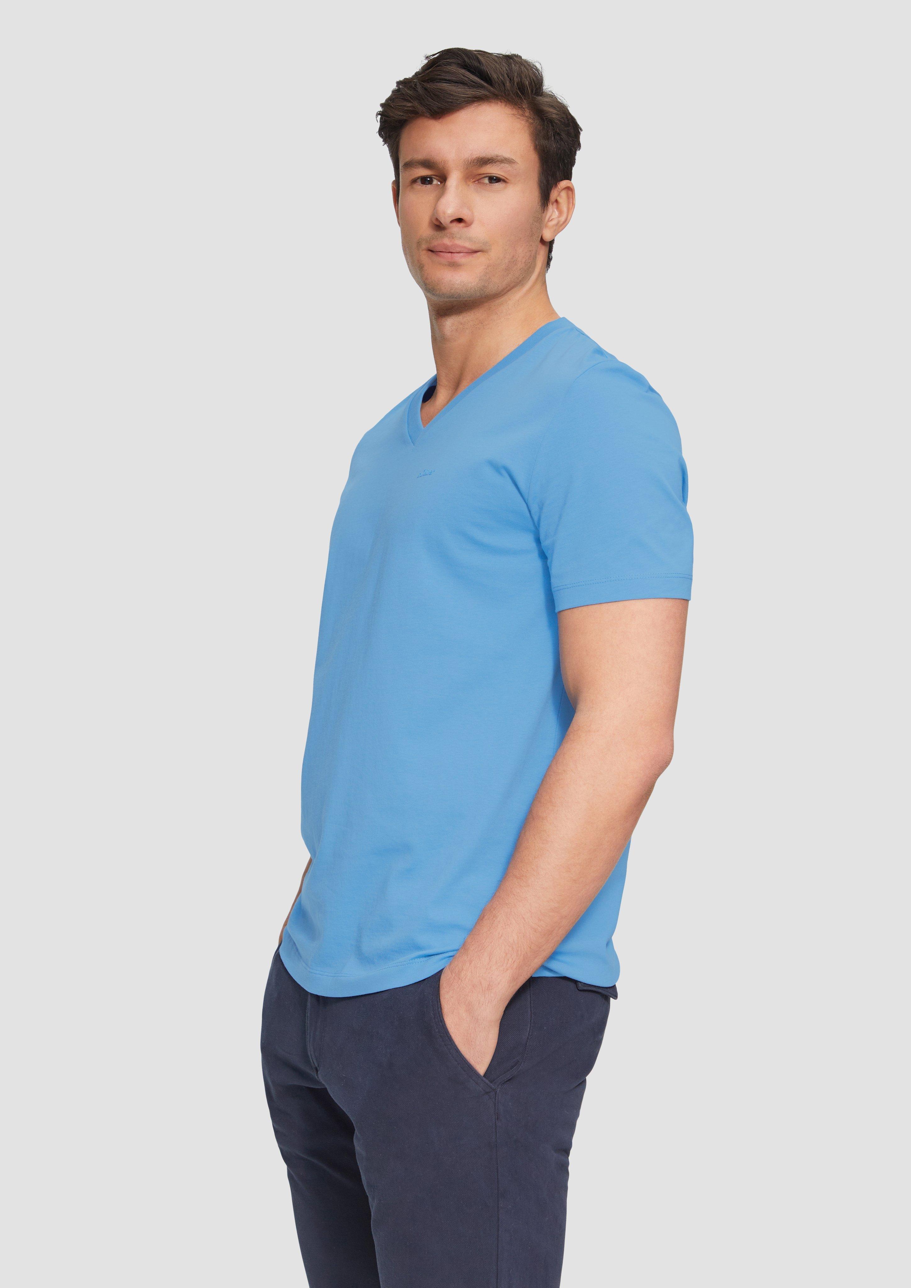 T-shirt in 5510, 0100, 8483, 4291, 9999 & 5852