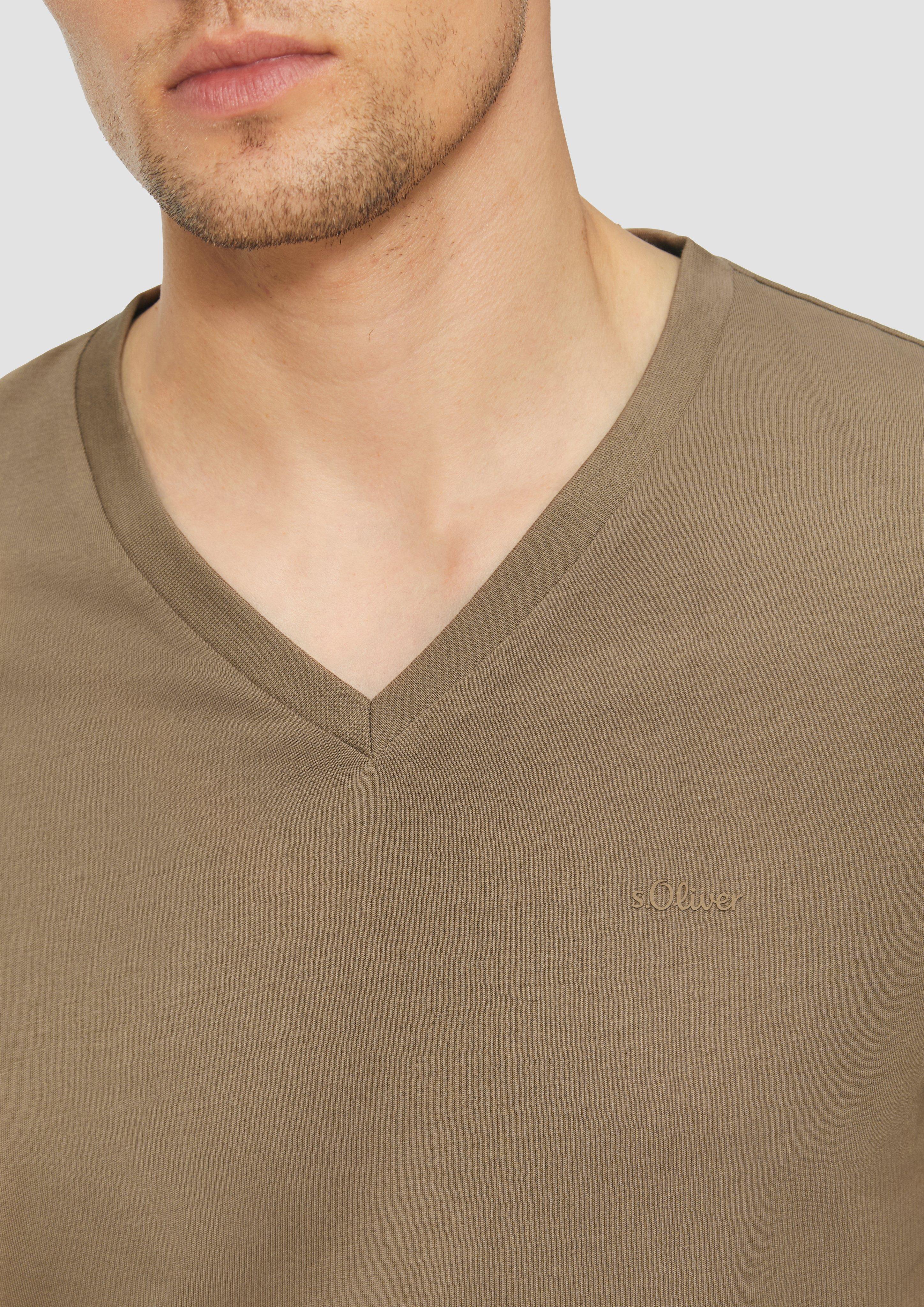 T-shirt in 8483, 0100, 4291, 9999, 5852 & 5510