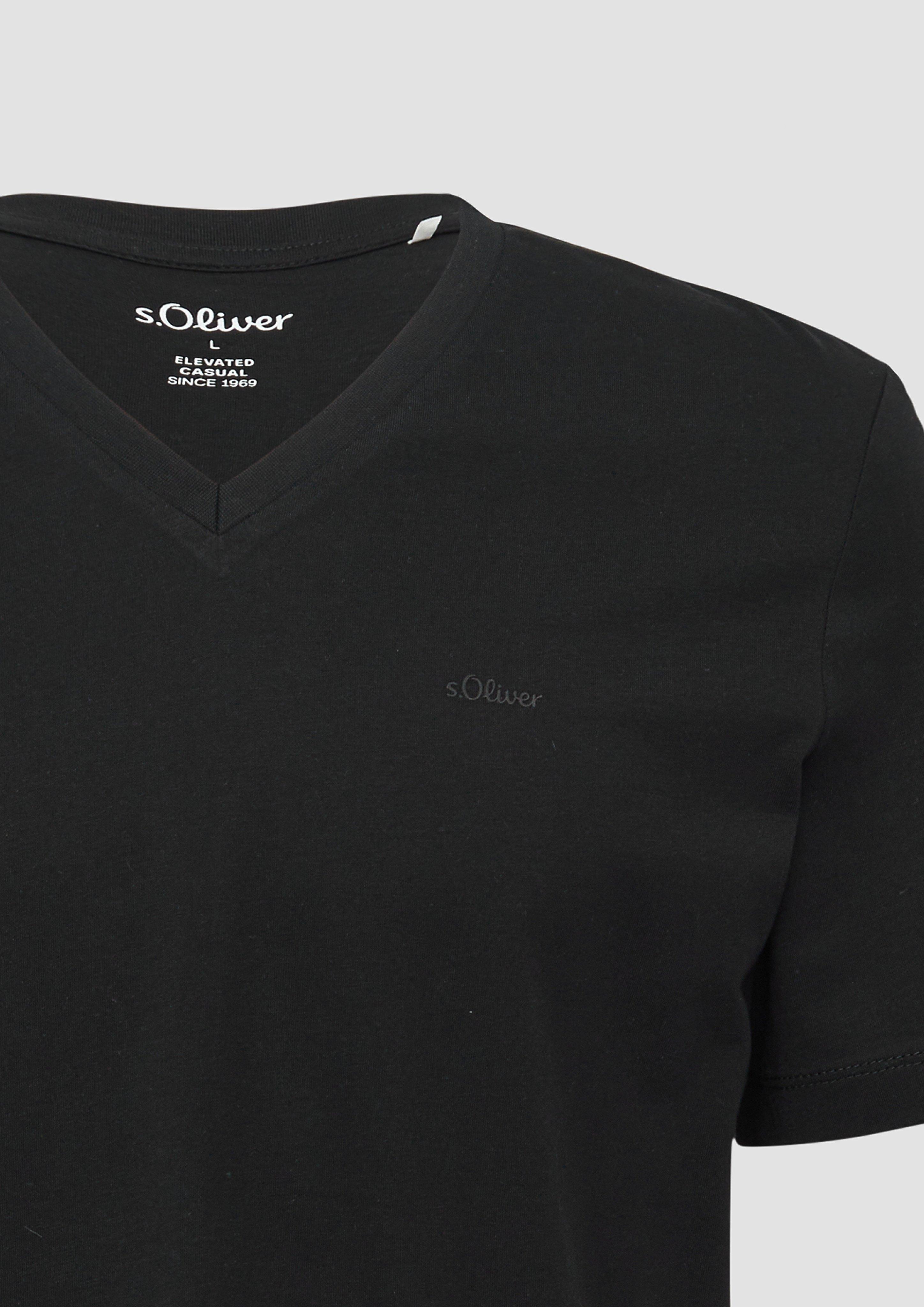 T-shirt in 9999, 0100, 8483, 4291, 5852 & 5510