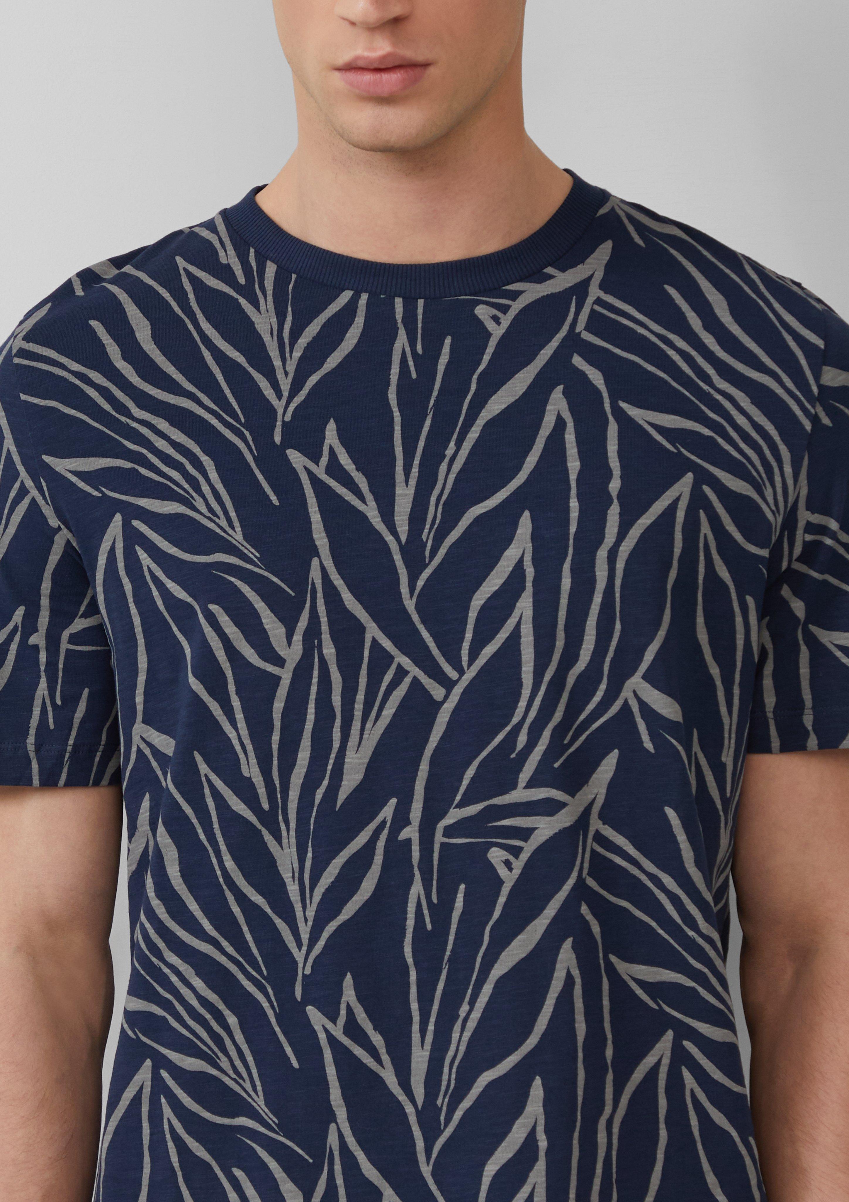 T-Shirt in 58A8, 55A8 & 01A8