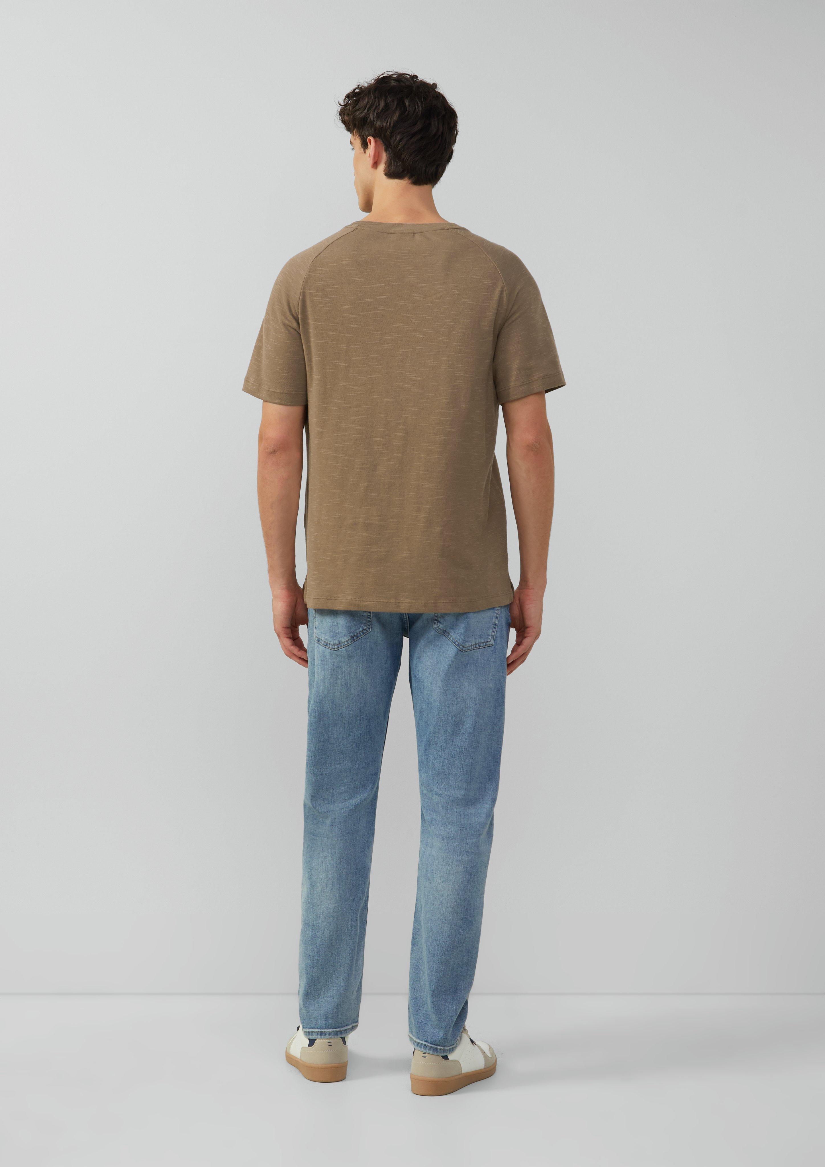 T-shirt in 8483, 4291, 0120, 5852, 5510 & 9467