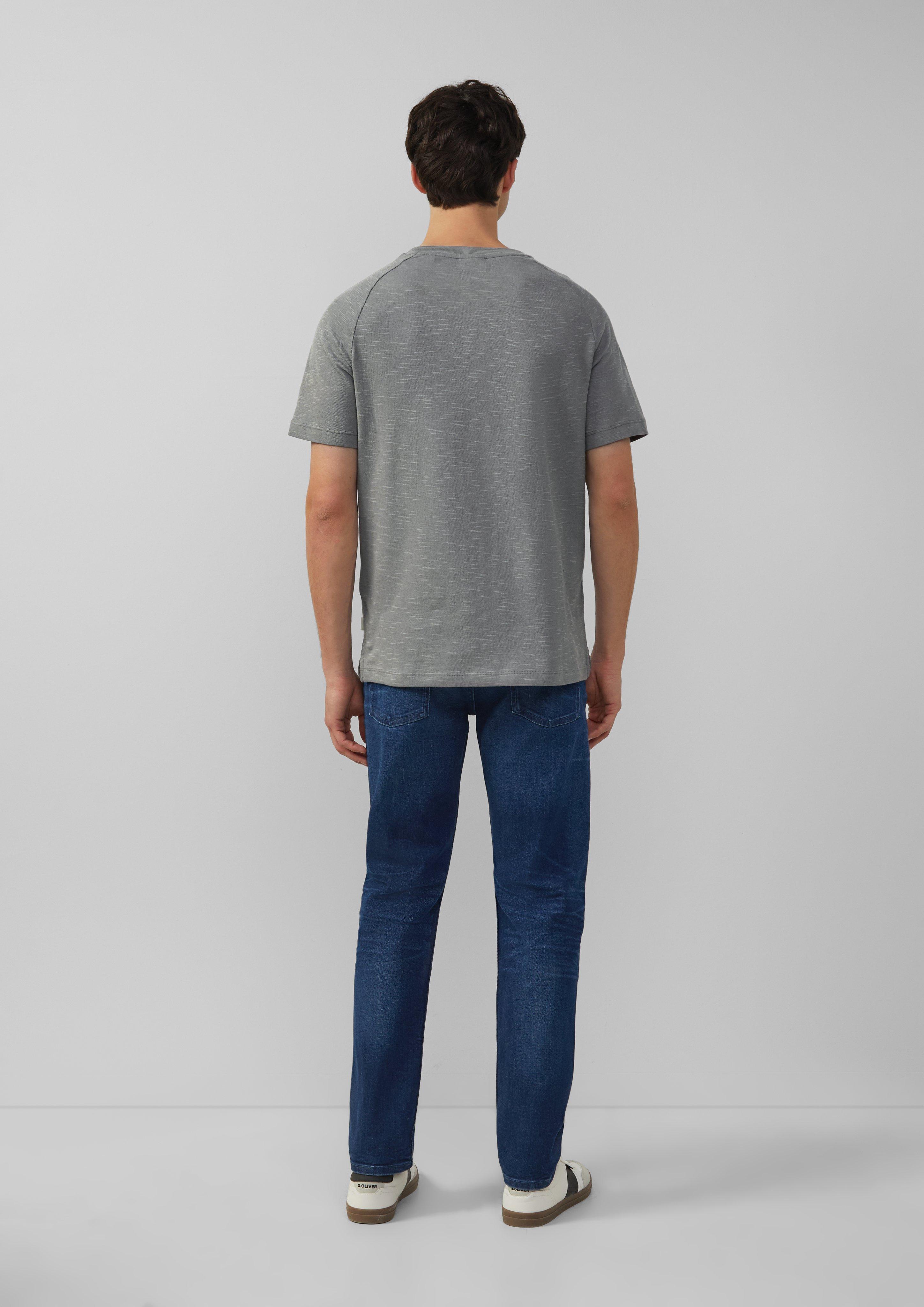 T-shirt in 9467, 4291, 8483, 0120, 5852 & 5510