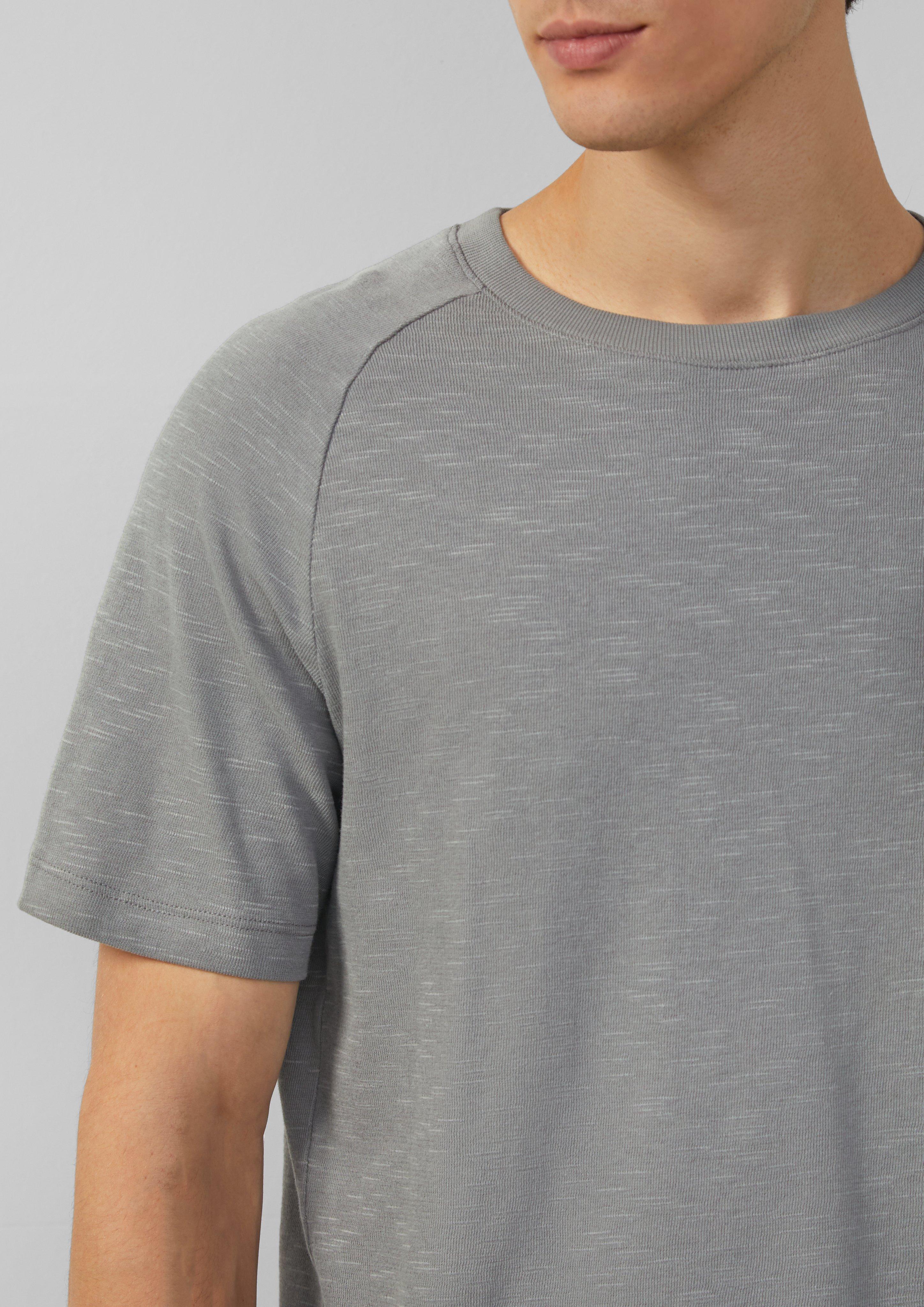 T-shirt in 9467, 4291, 8483, 0120, 5852 & 5510