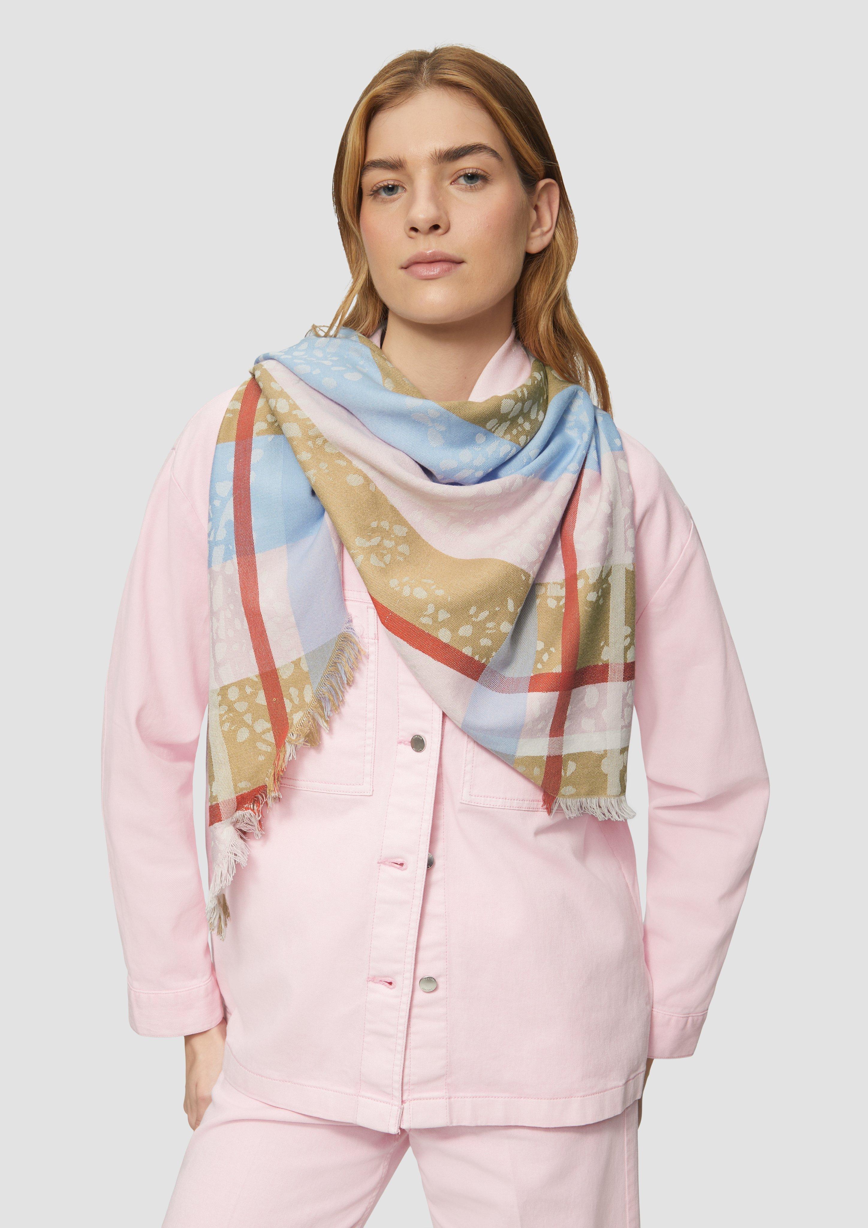 Sjaal in 41D9 & 73D9