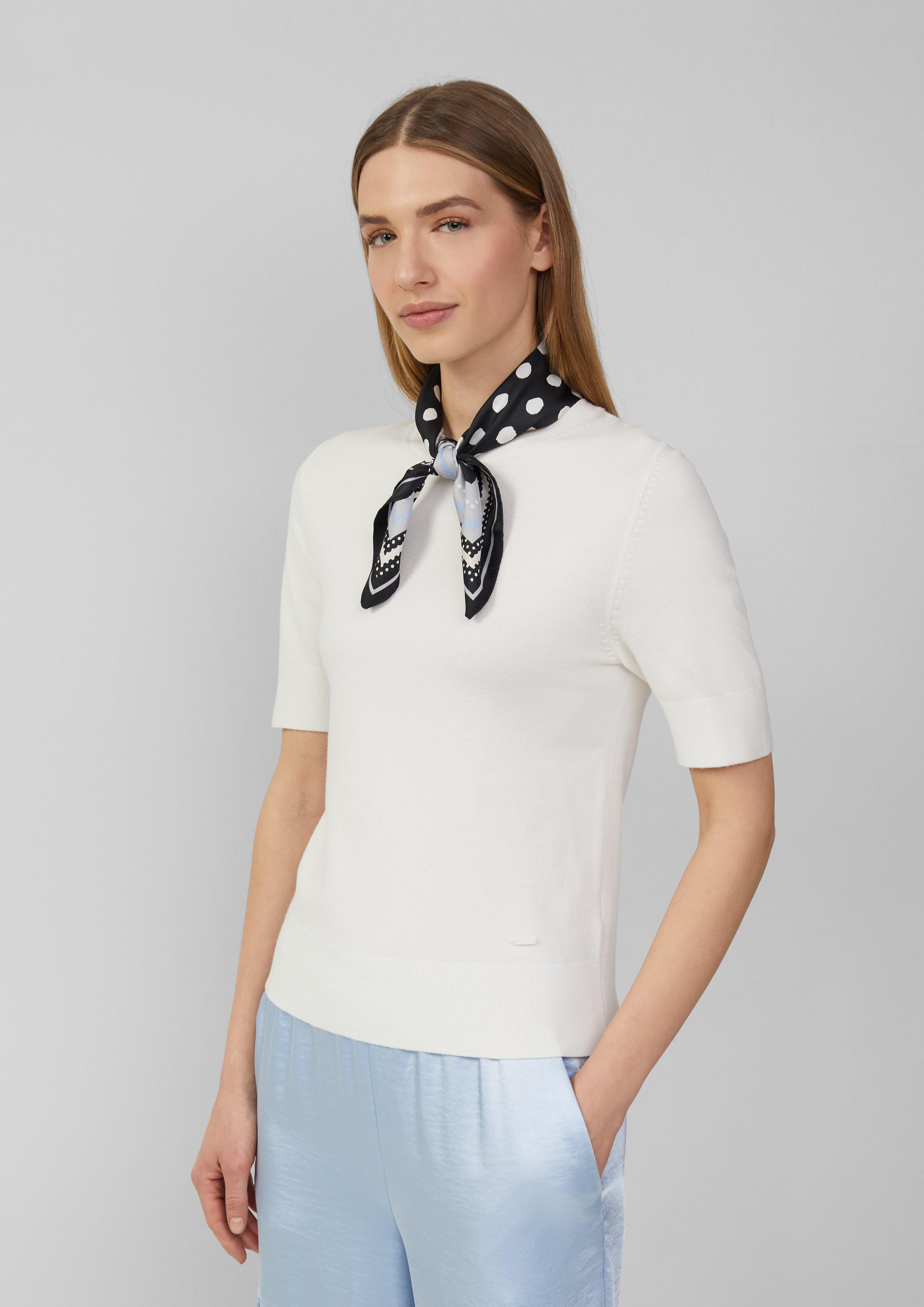 Châle in 99E7 & 02E7