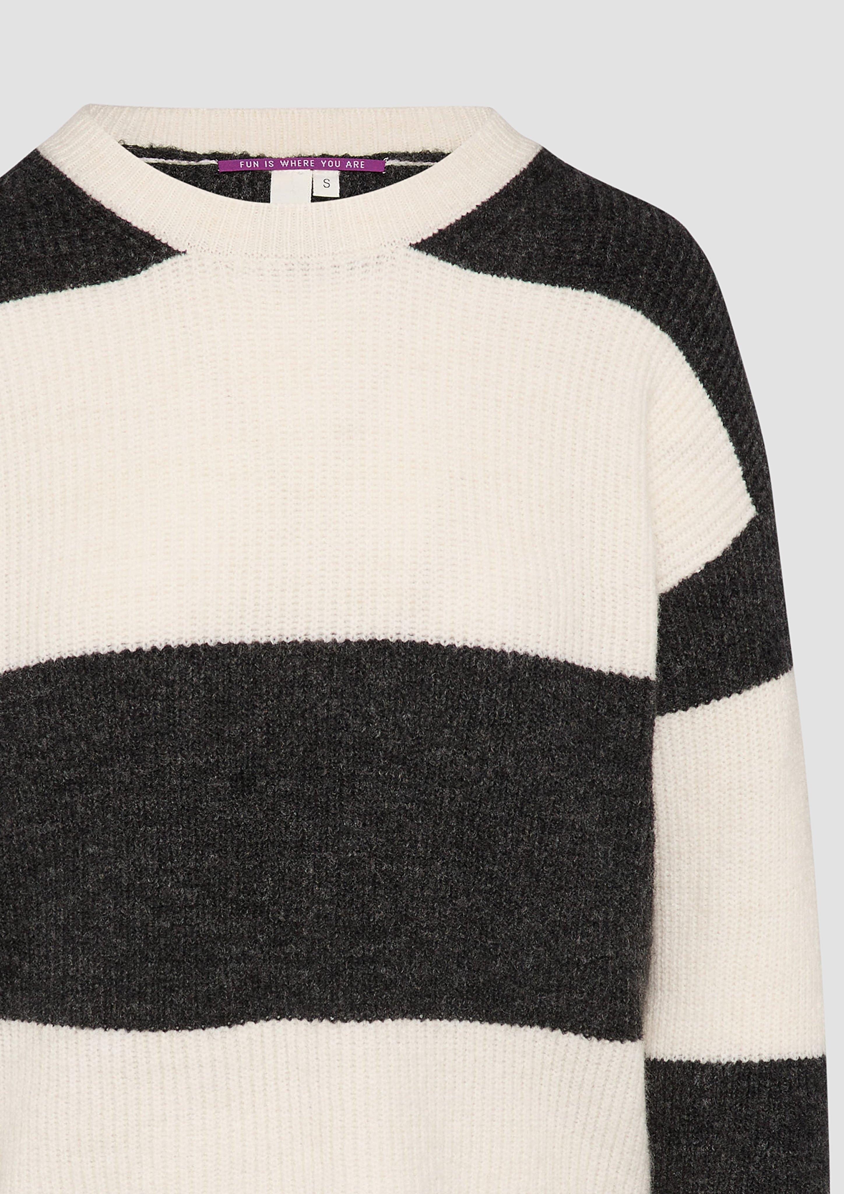 Pull en tricot in 98G0, 49G0, 98W0, 41W0 & 72G0