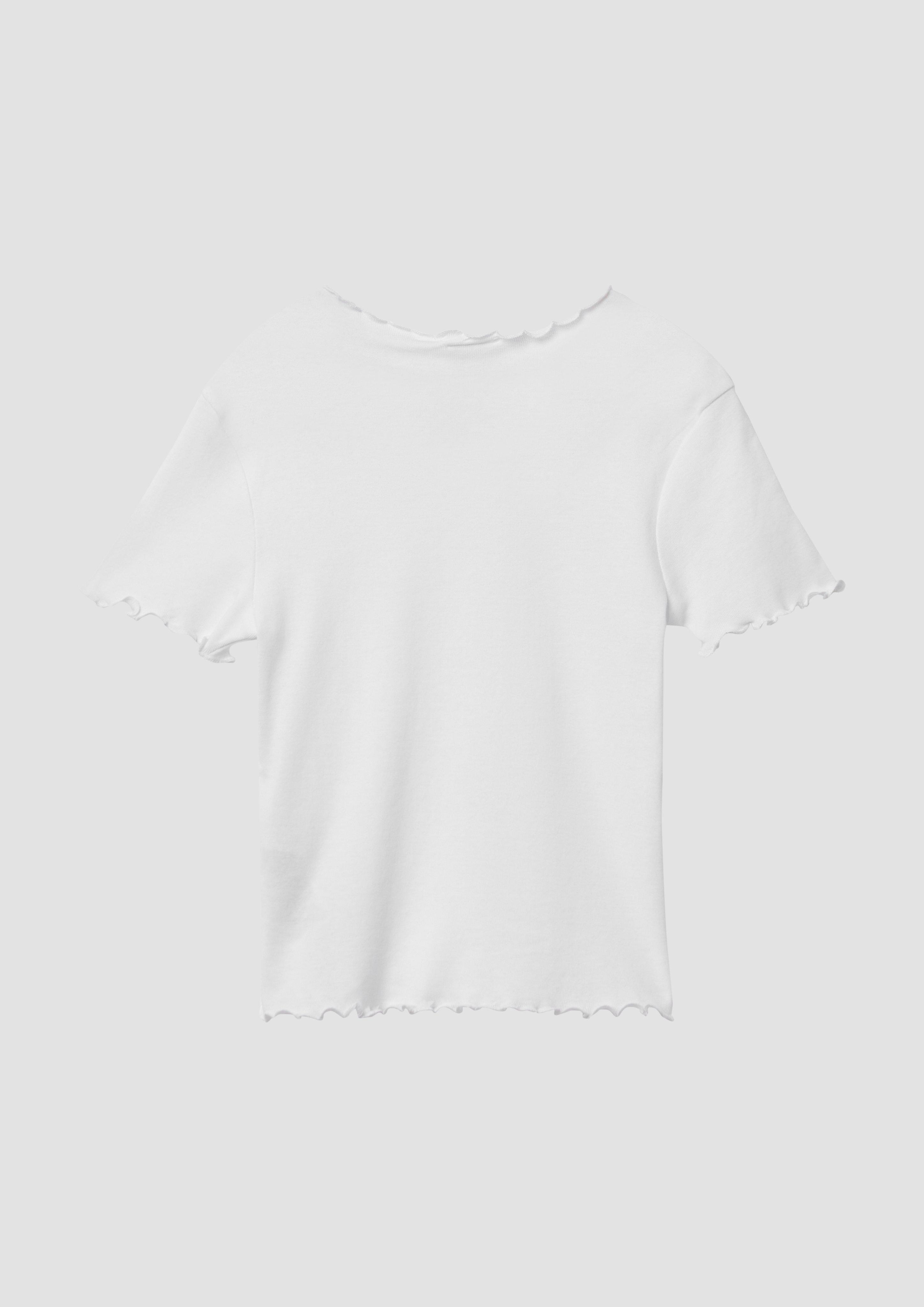 T-Shirt in 0100, 0068 & 6115