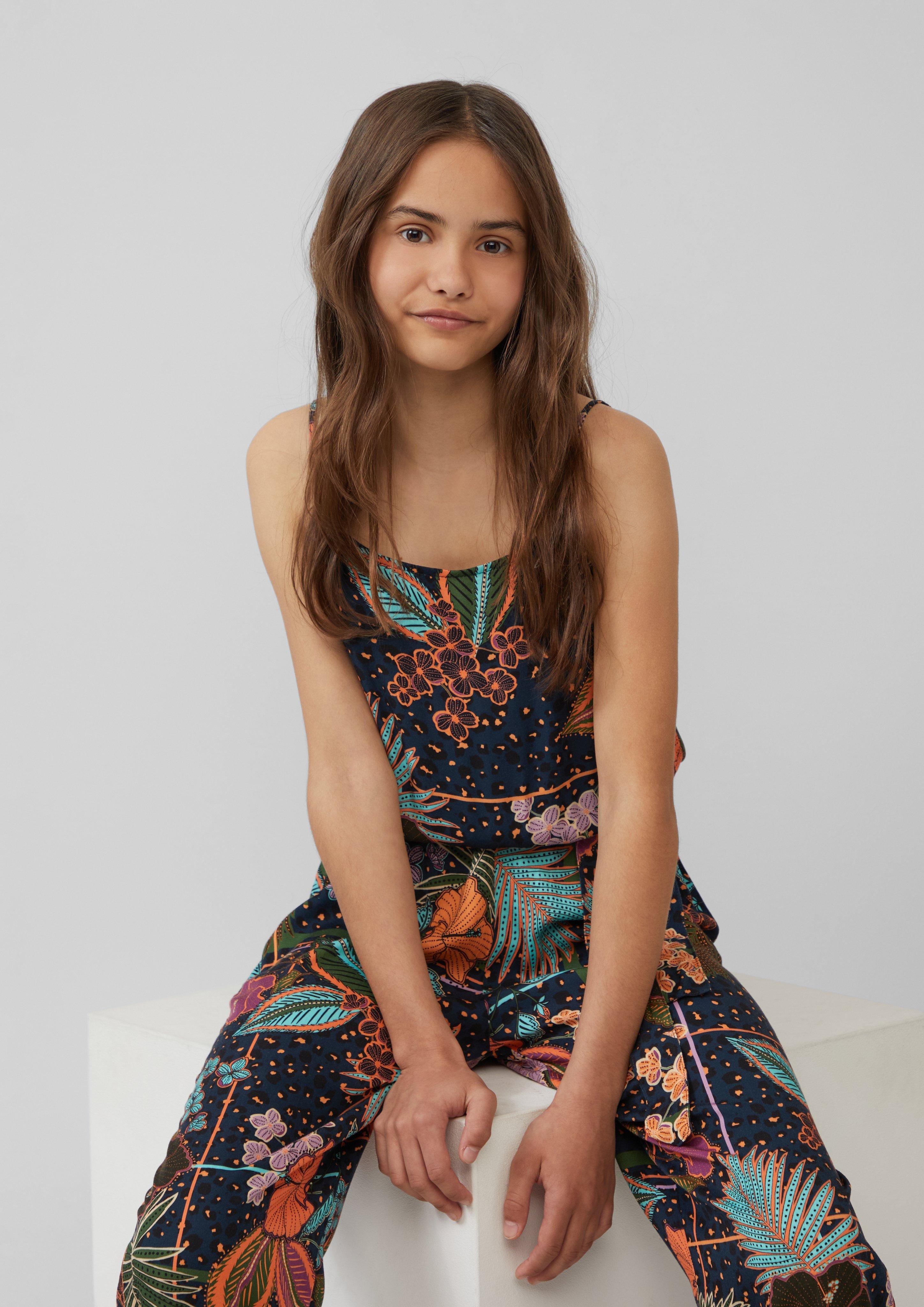 Oprijeta obleka in 59A1