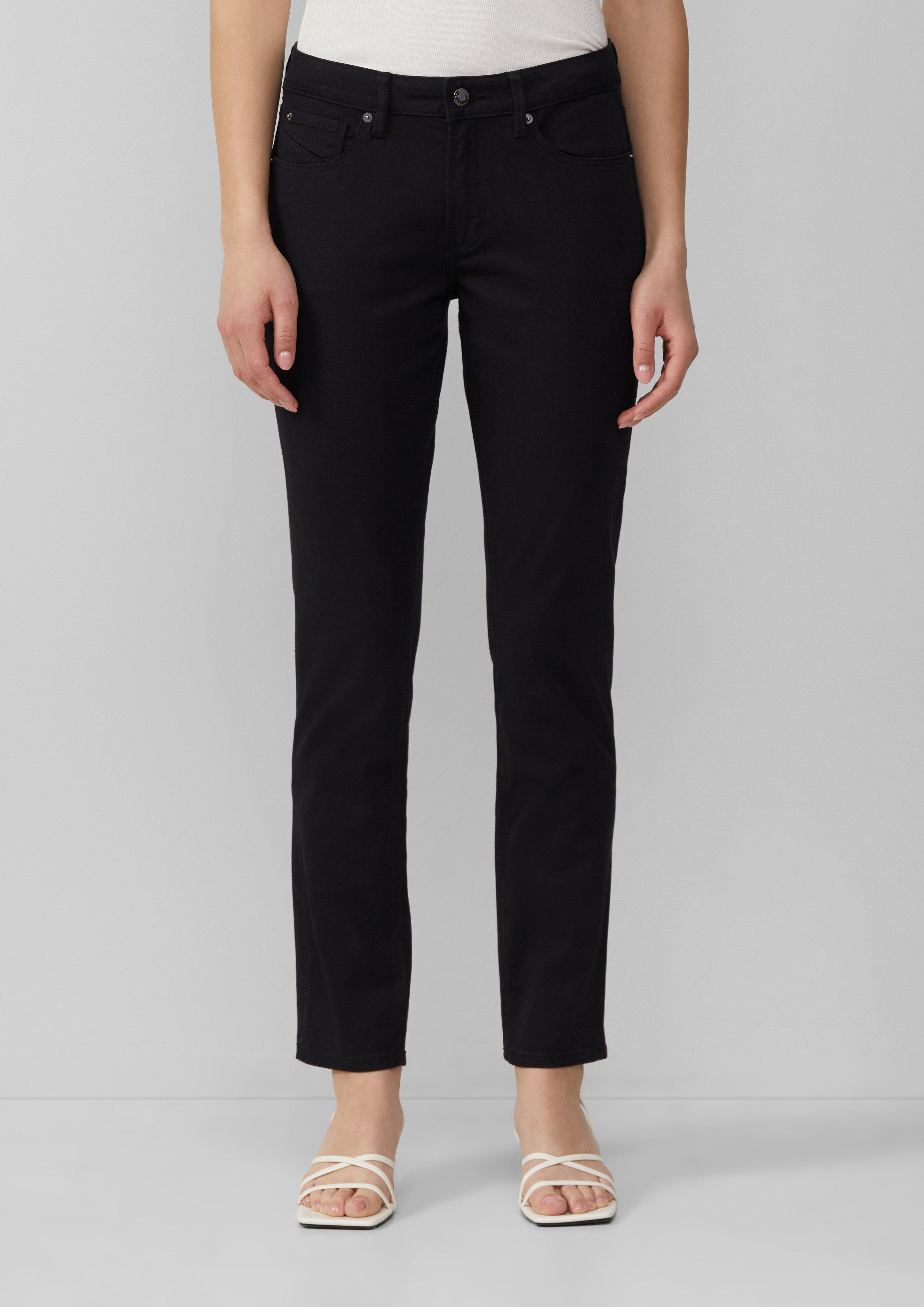 Jeans in 9999, 0100, 7217 & 7854