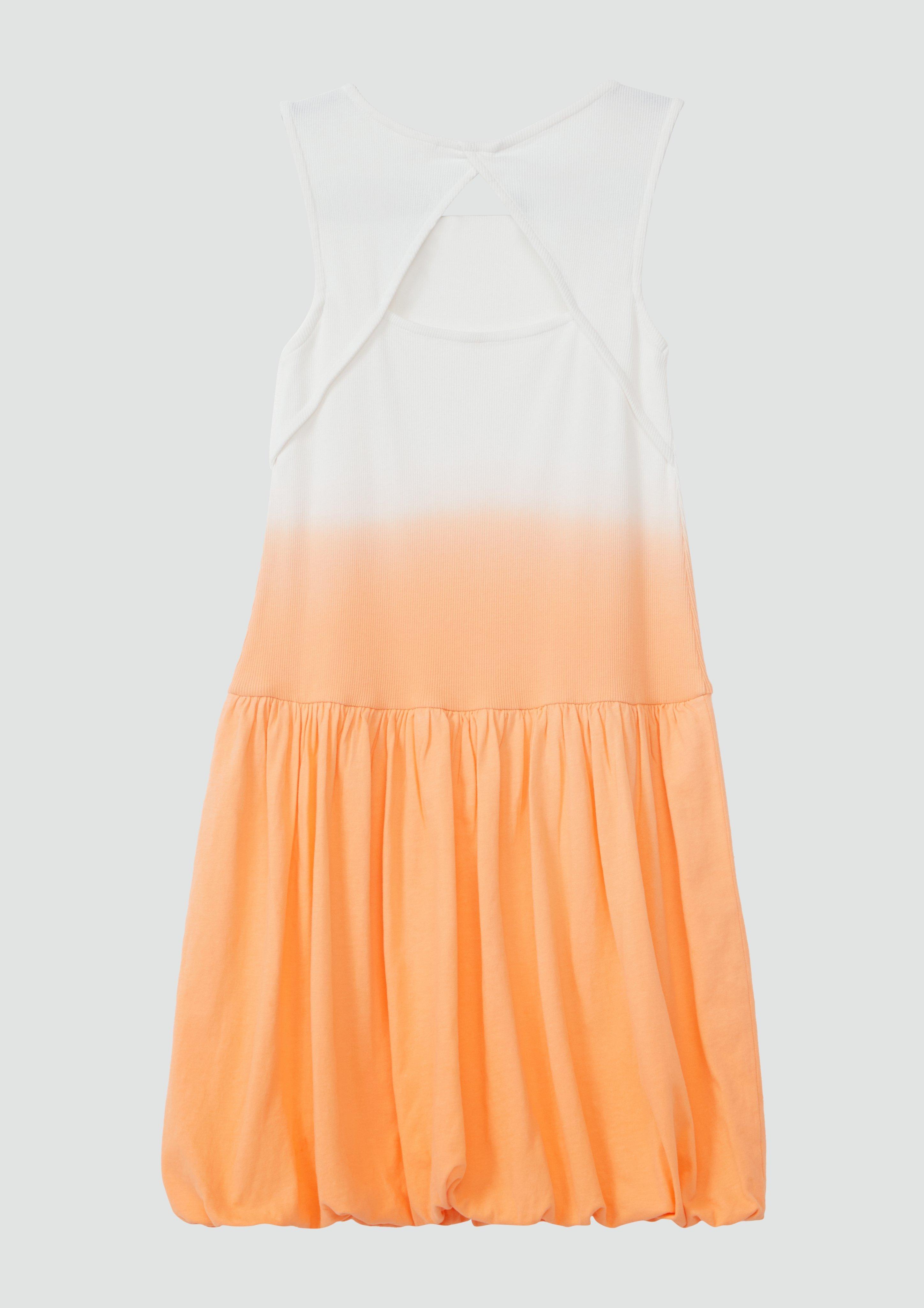 Kleid in 2400, 6115 & 4719