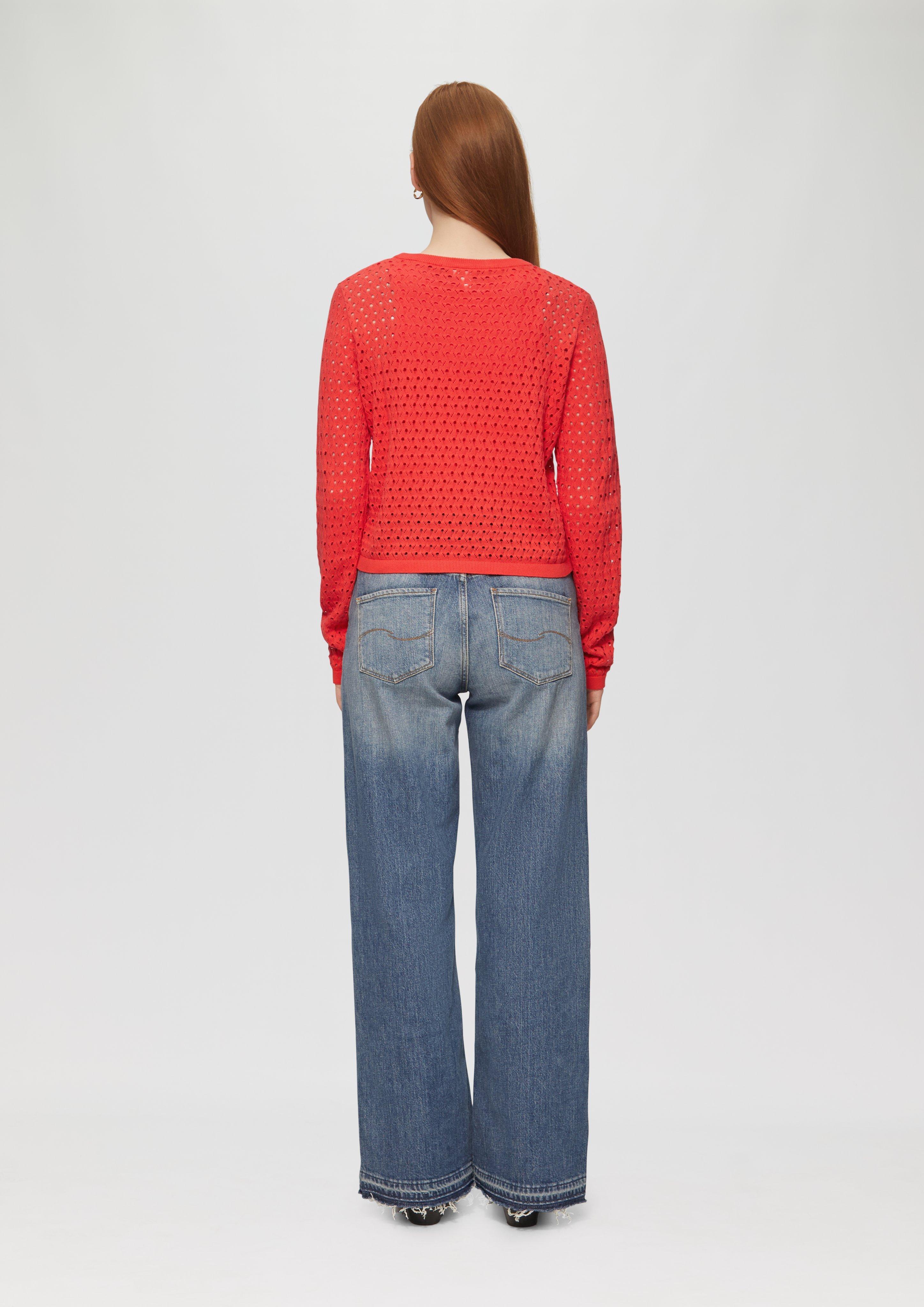 T-shirt in 3103 & 0200