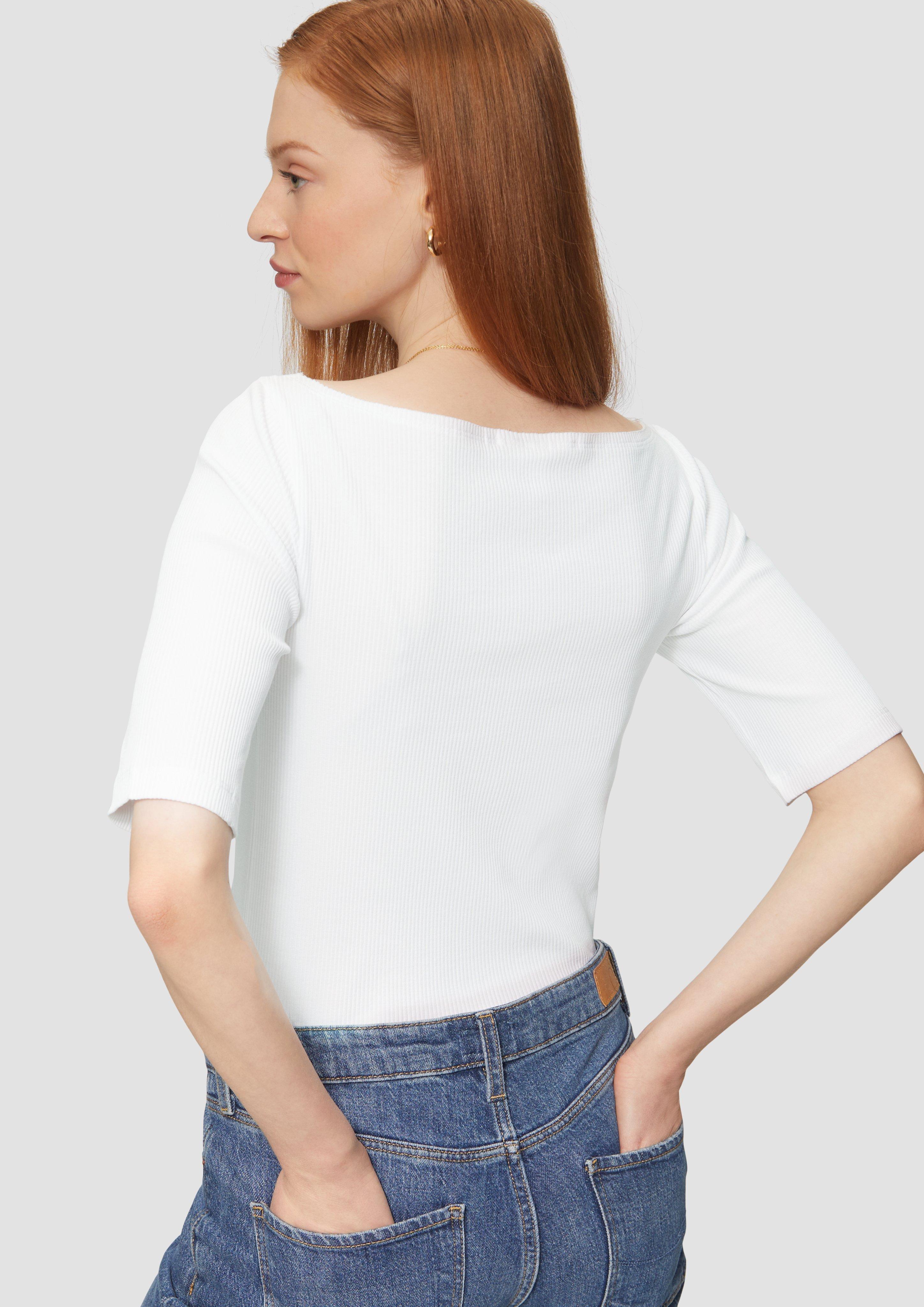 T-Shirt in 0100 & 3103