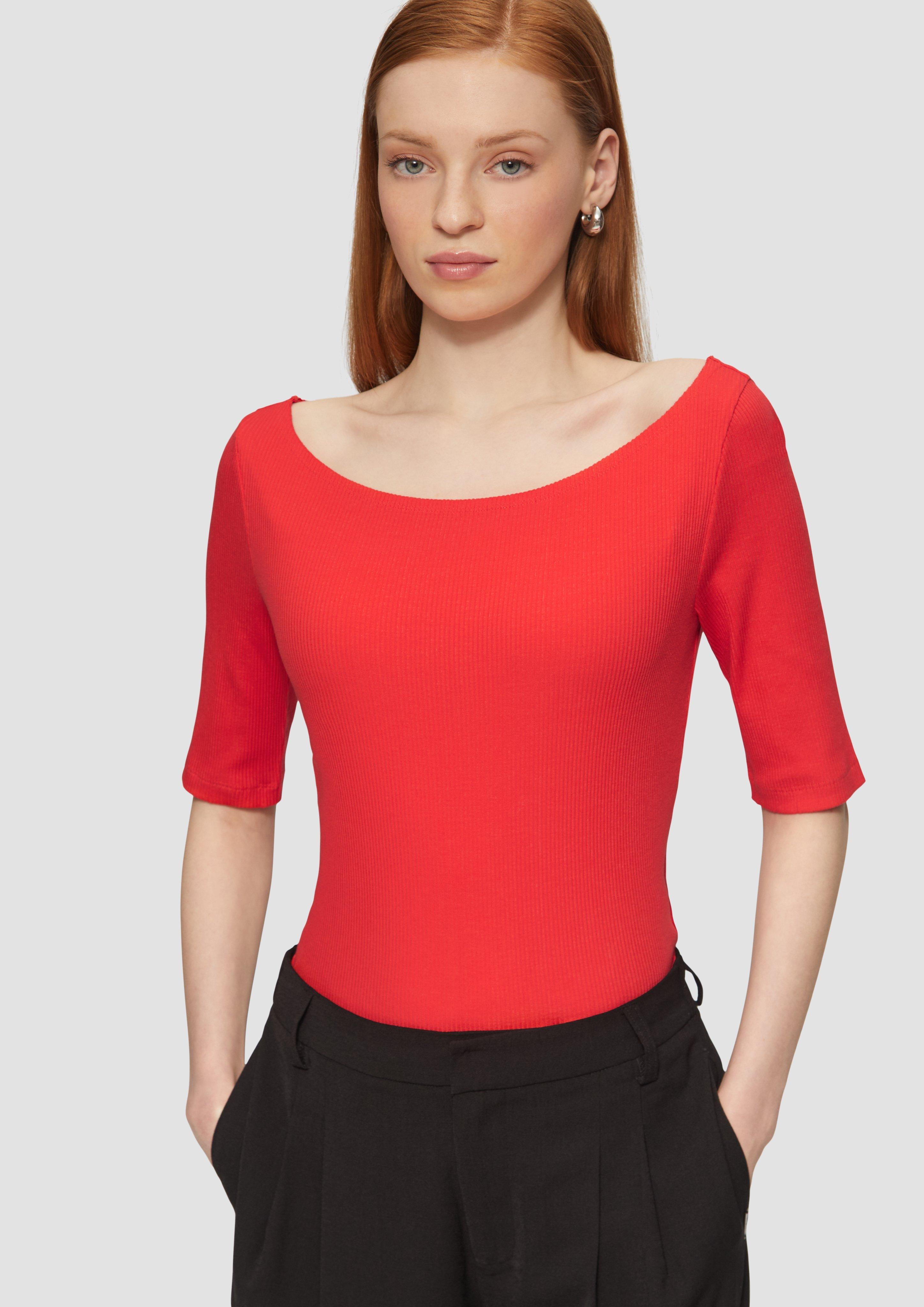 T-Shirt in 3103 & 0100