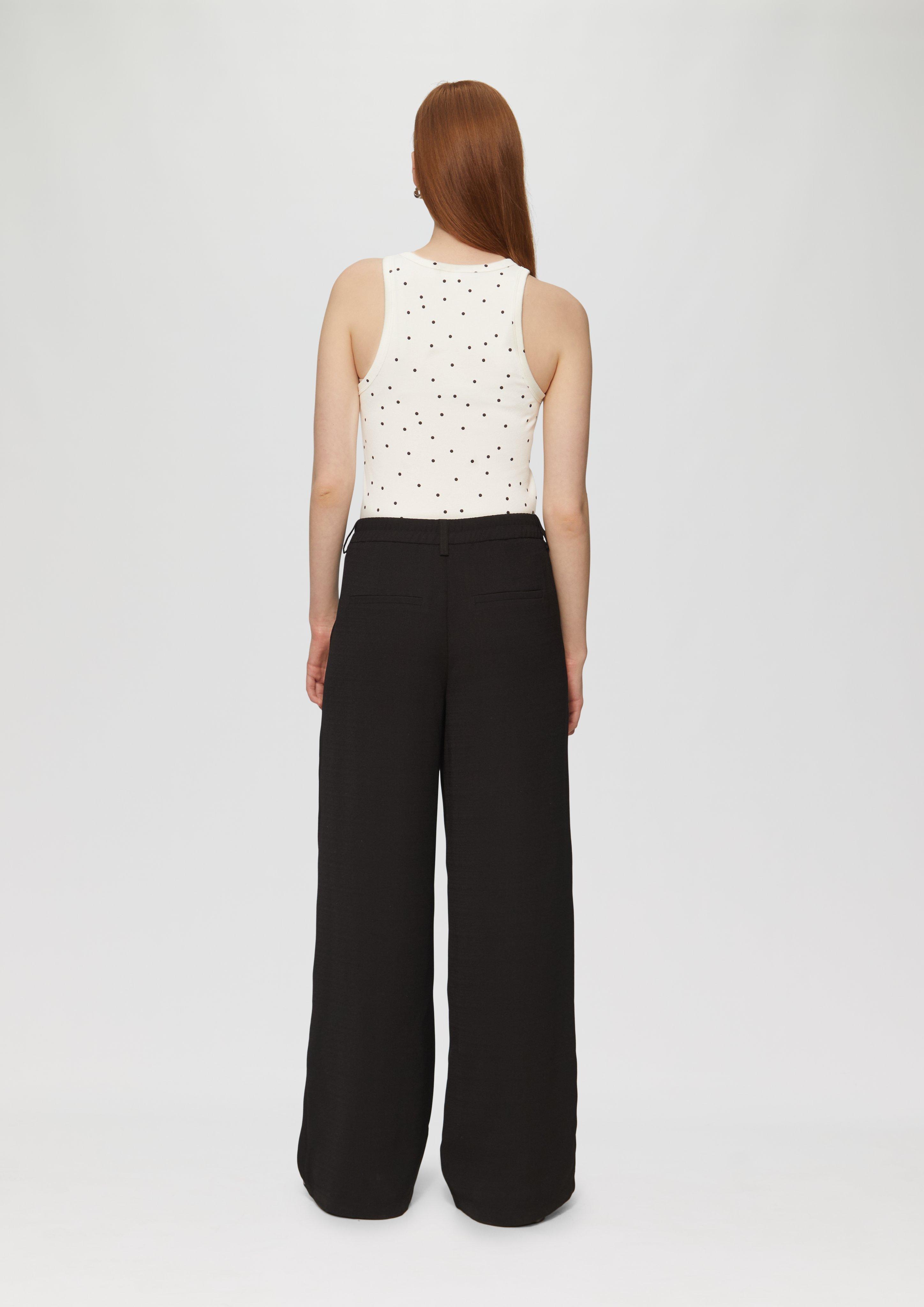 T-Shirt in 02A6, 99A9 & 99A3