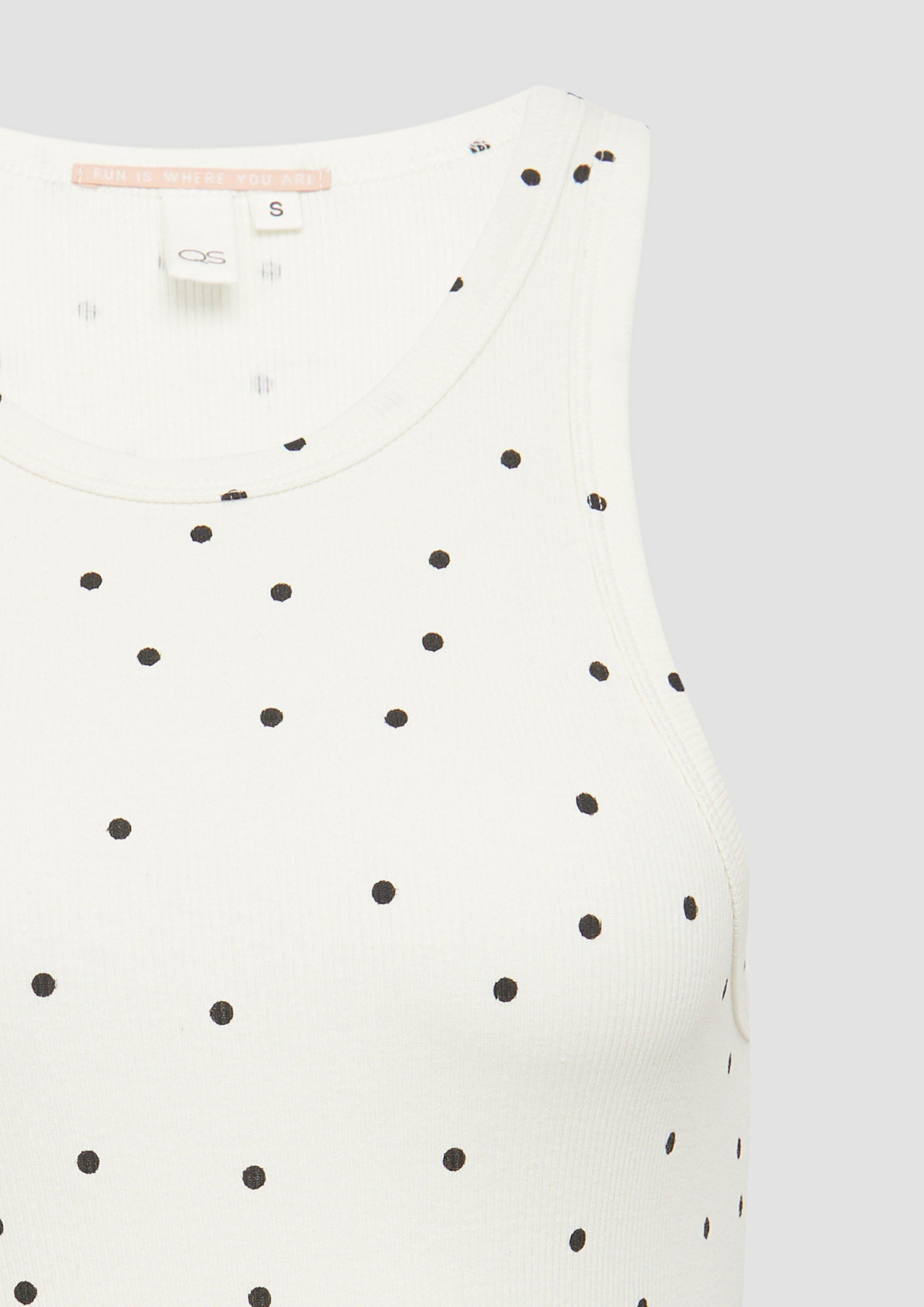 T-Shirt in 02A6, 99A9 & 99A3