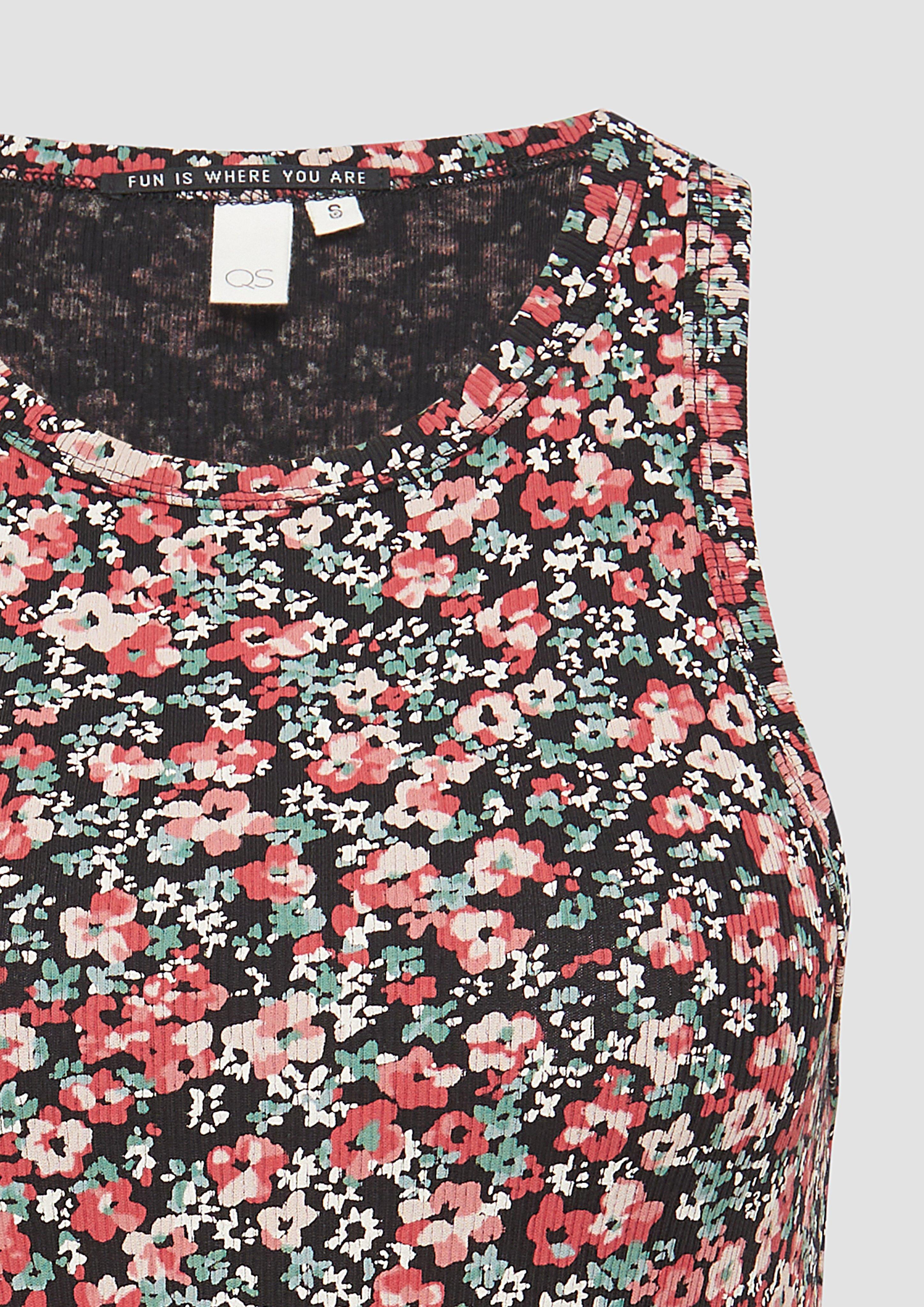 T-Shirt in 99A3, 99A9 & 02A6