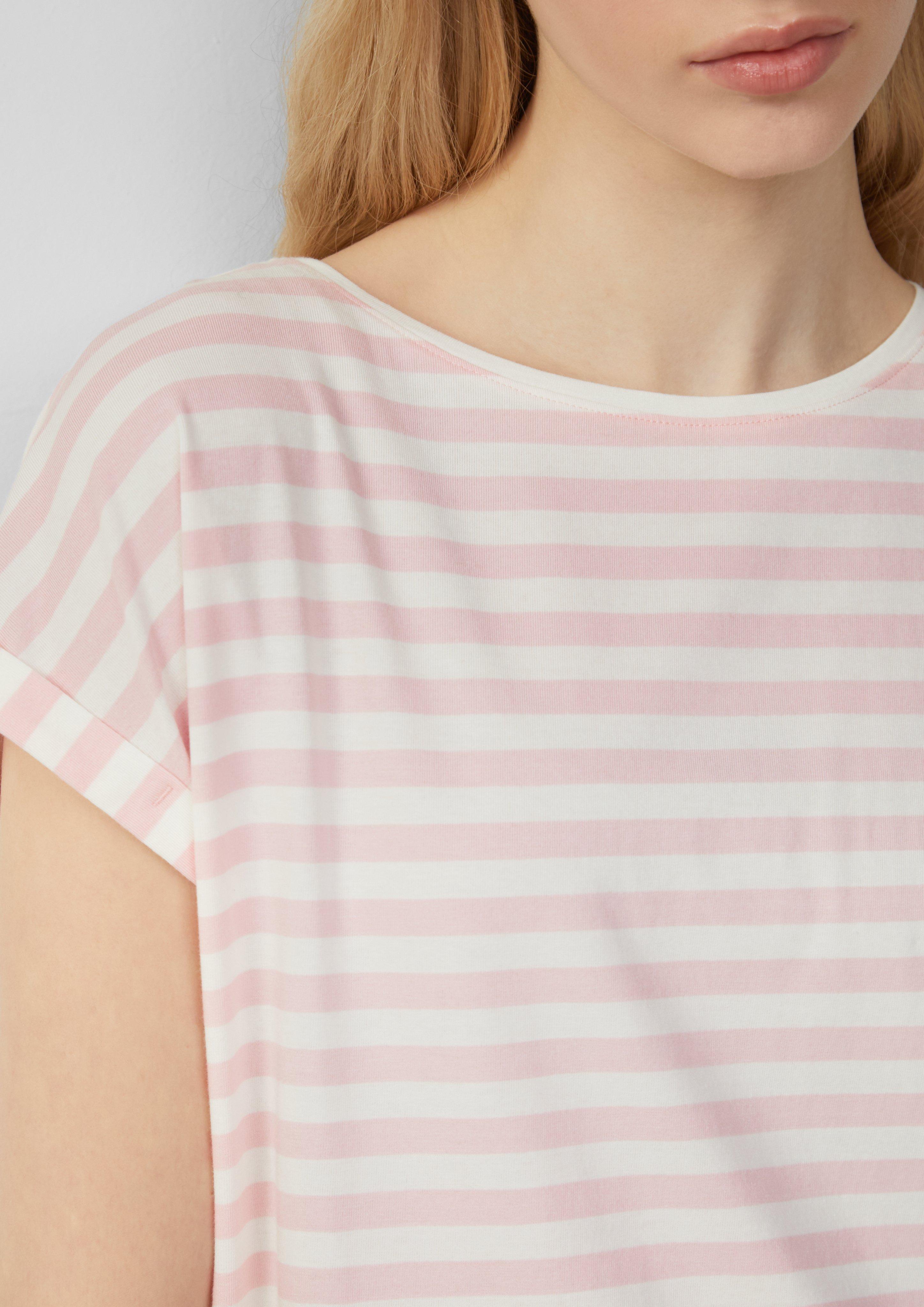 T-shirt in 41G2, 02A5, 99A9, 72G2 & 99G2