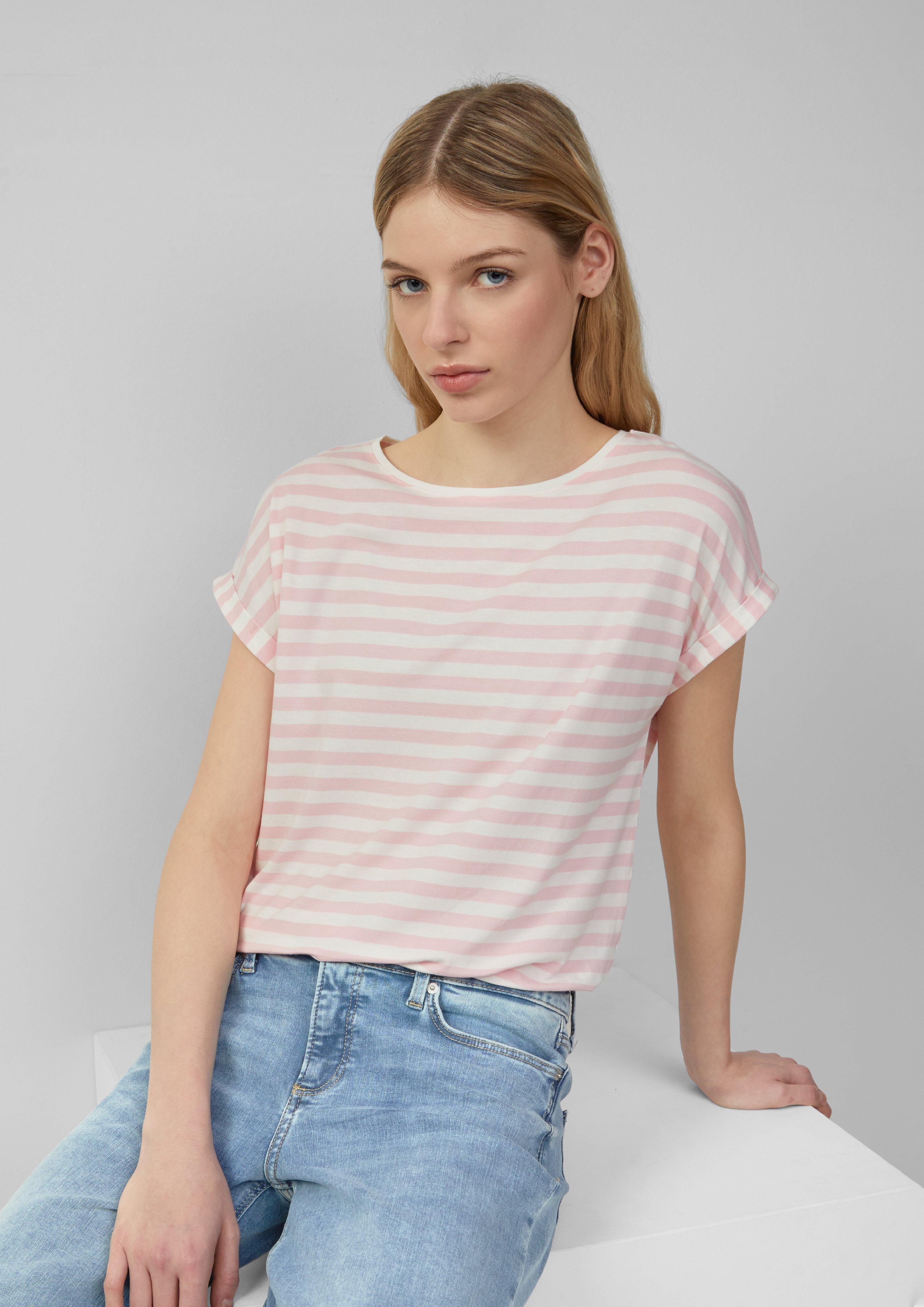 T-shirt in 41G2, 02A5, 99A9, 72G2 & 99G2