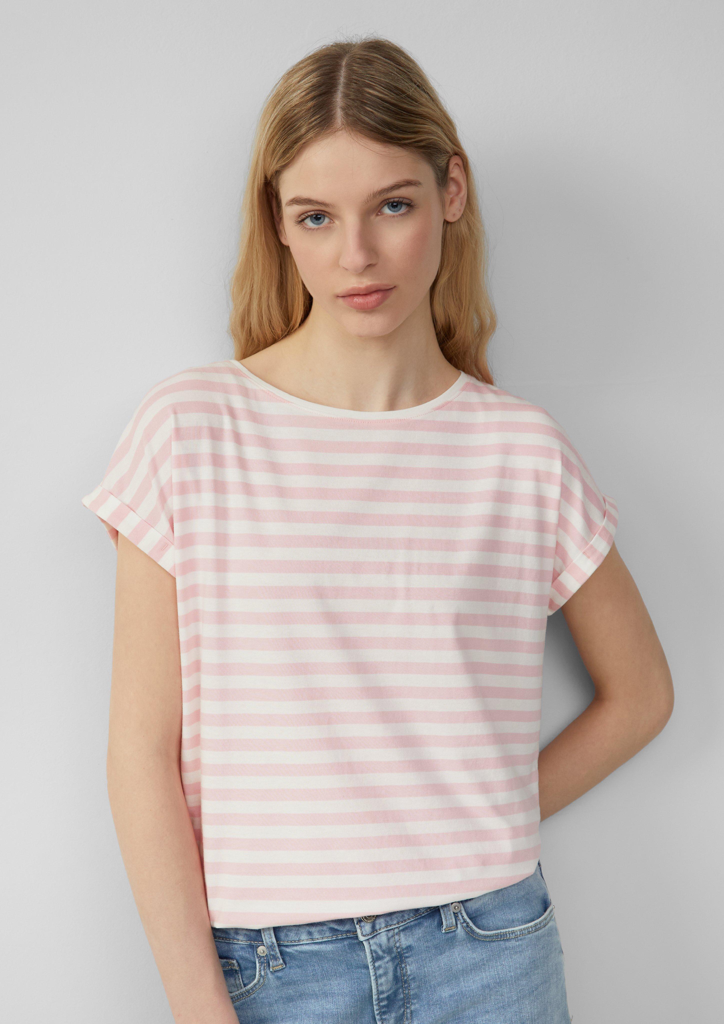 T-shirt in 41G2, 02A5, 99A9, 72G2 & 99G2