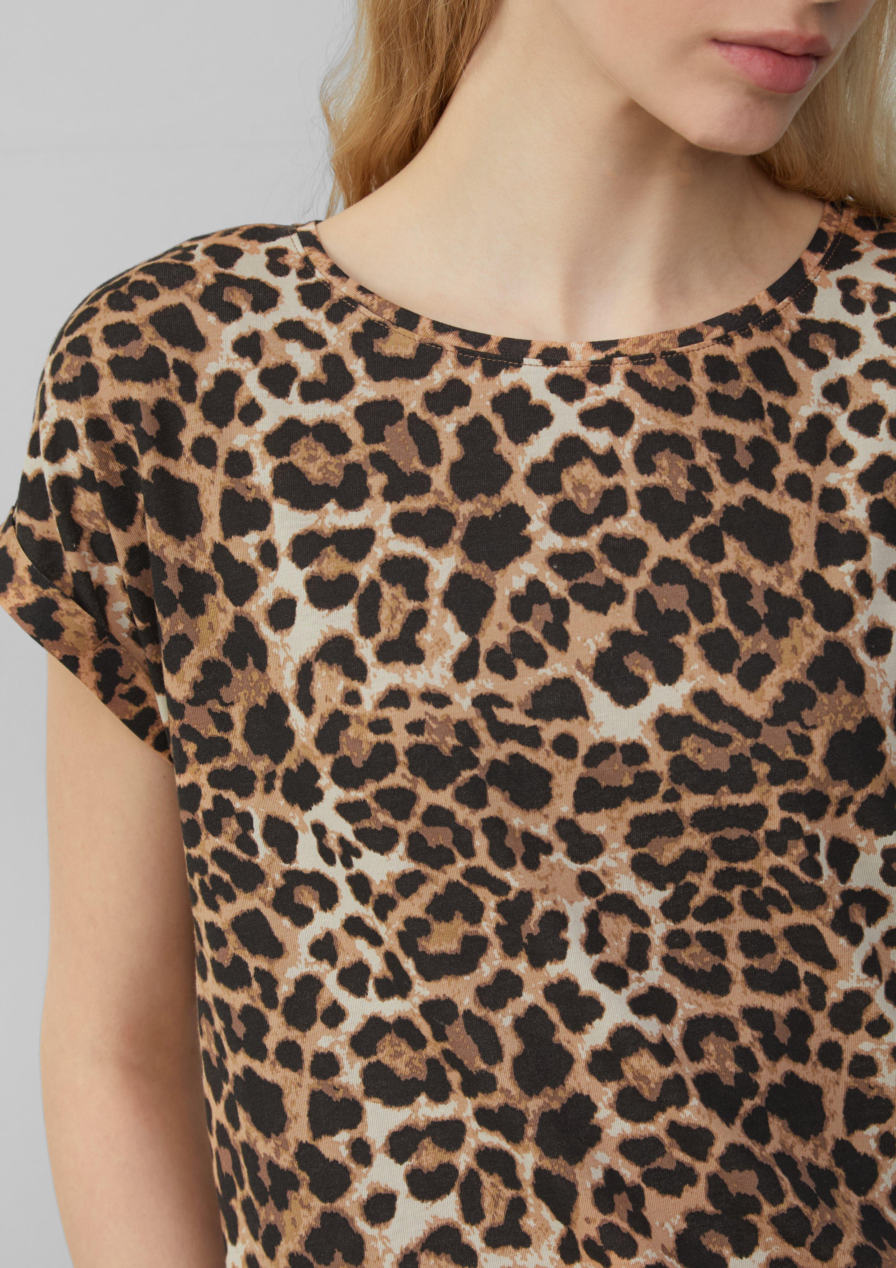 T-Shirt in 99A9, 02A5, 41G2, 72G2 & 99G2