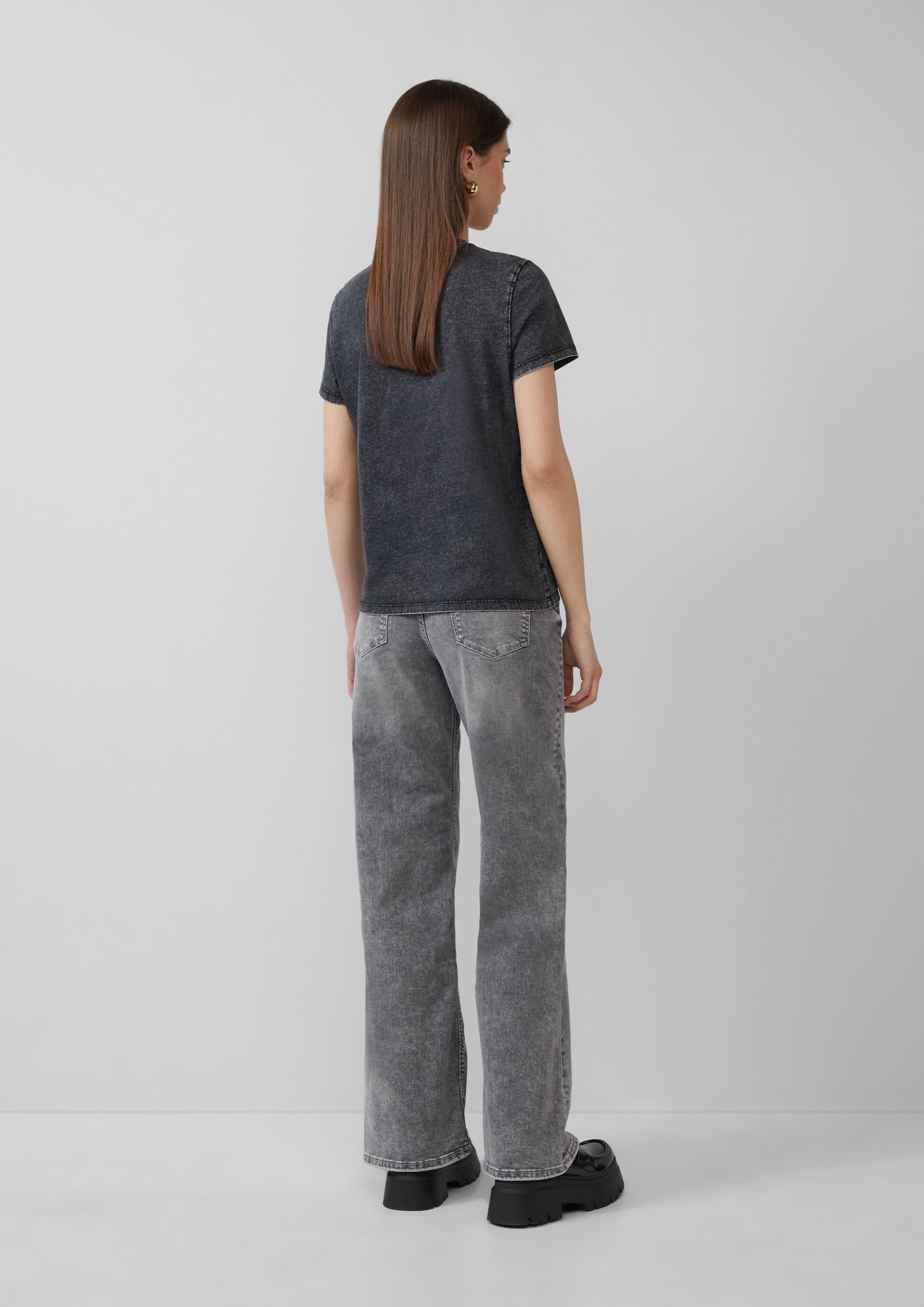 T-Shirt in 99D0 & 99D1