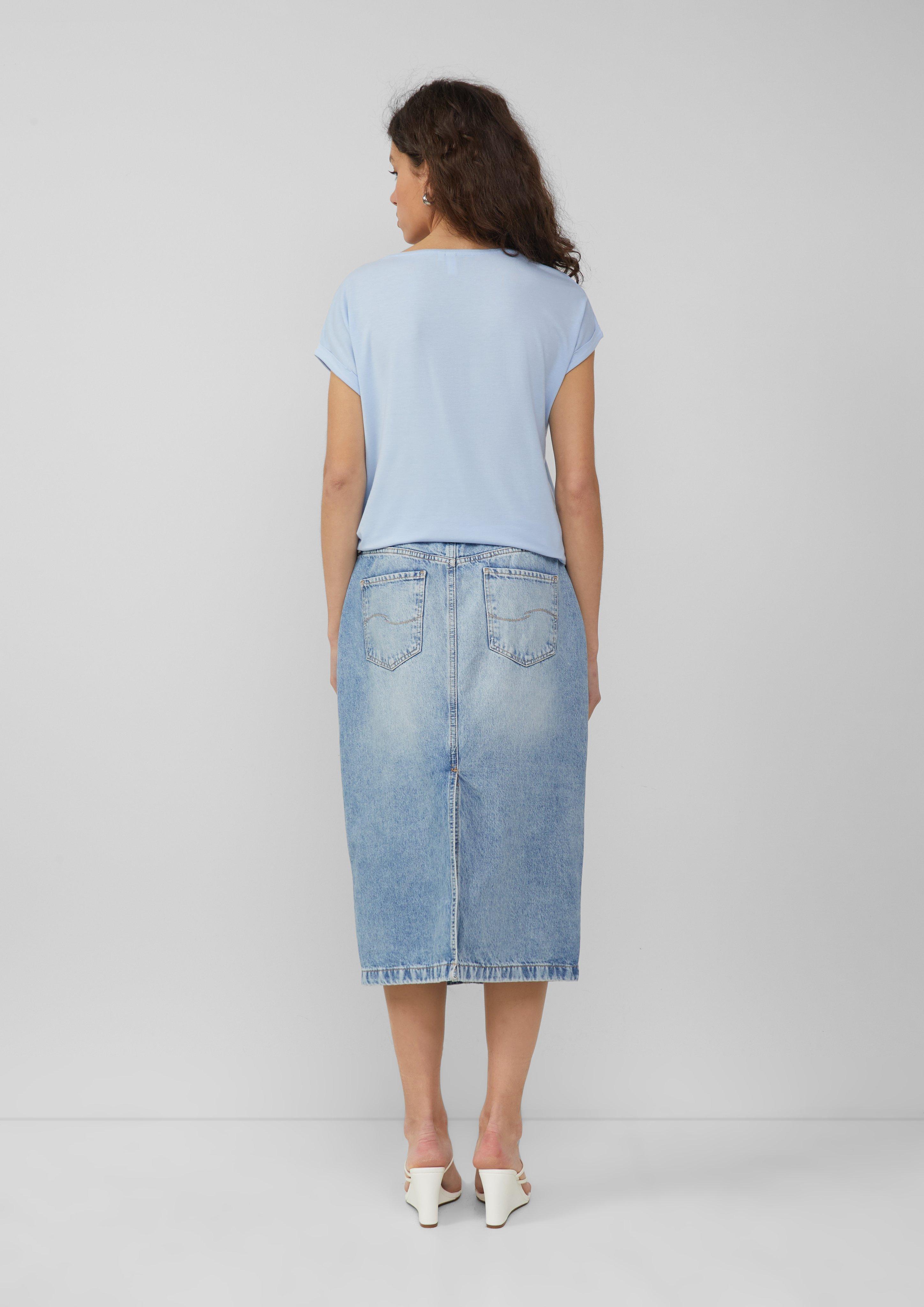 T-Shirt in 5072, 4121 & 3103