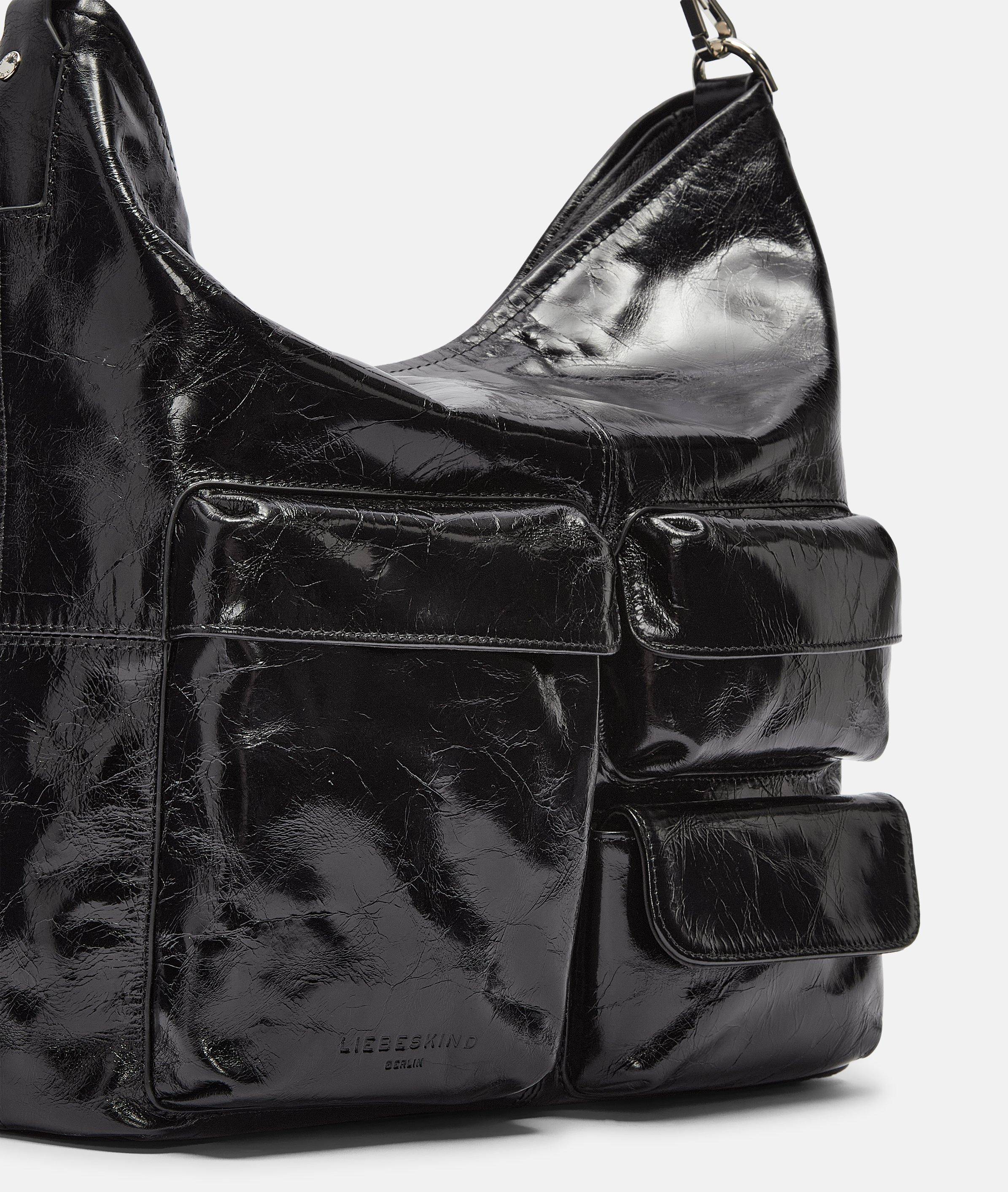 Damen Geräumige Hobo-Bag mit glossy Finish in schwarz von Liebeskind Berlin