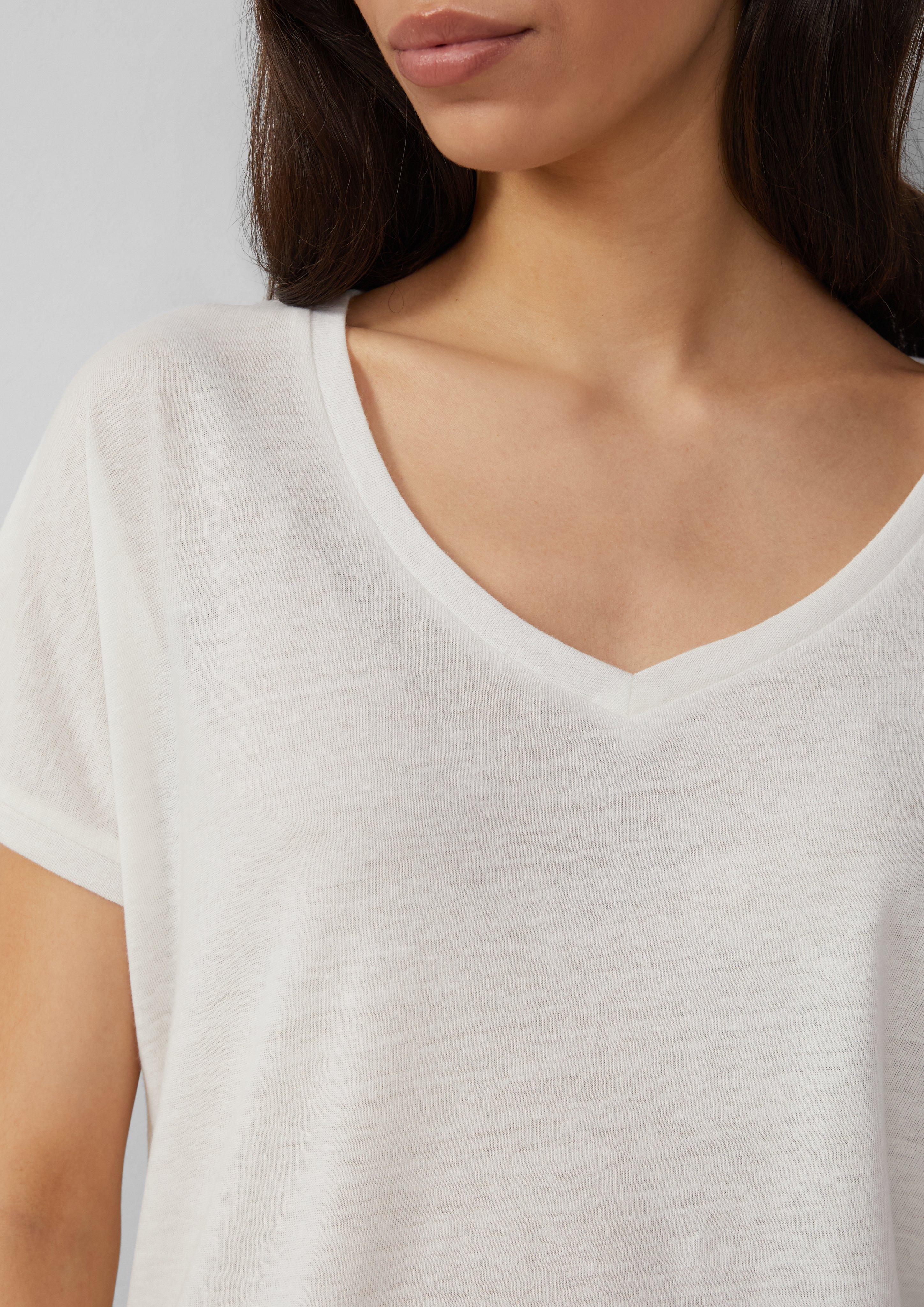 T-Shirt in 0200, 4121, 5072, 3103 & 9999