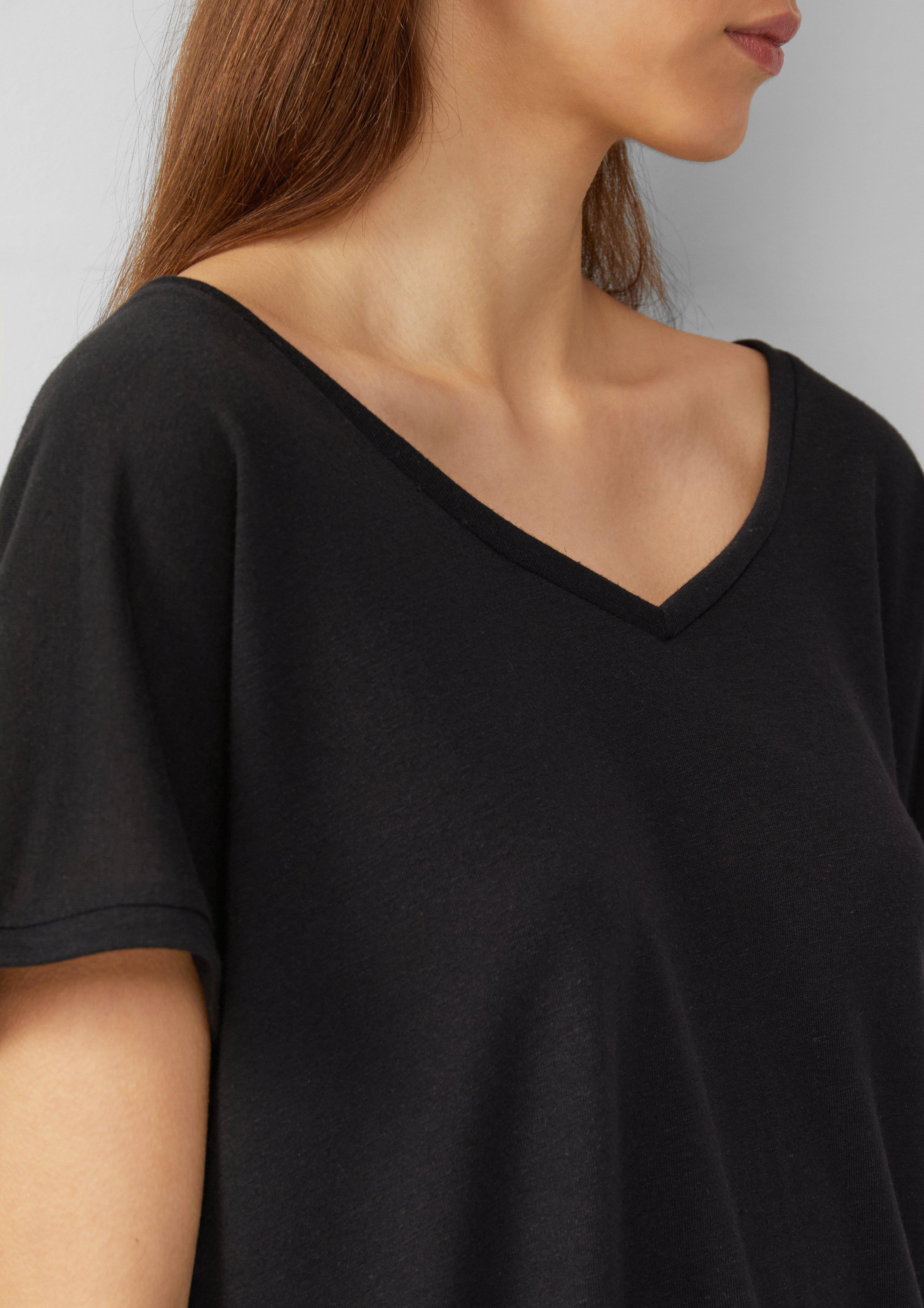 T-shirt in 9999, 4121, 5072, 3103 & 0200