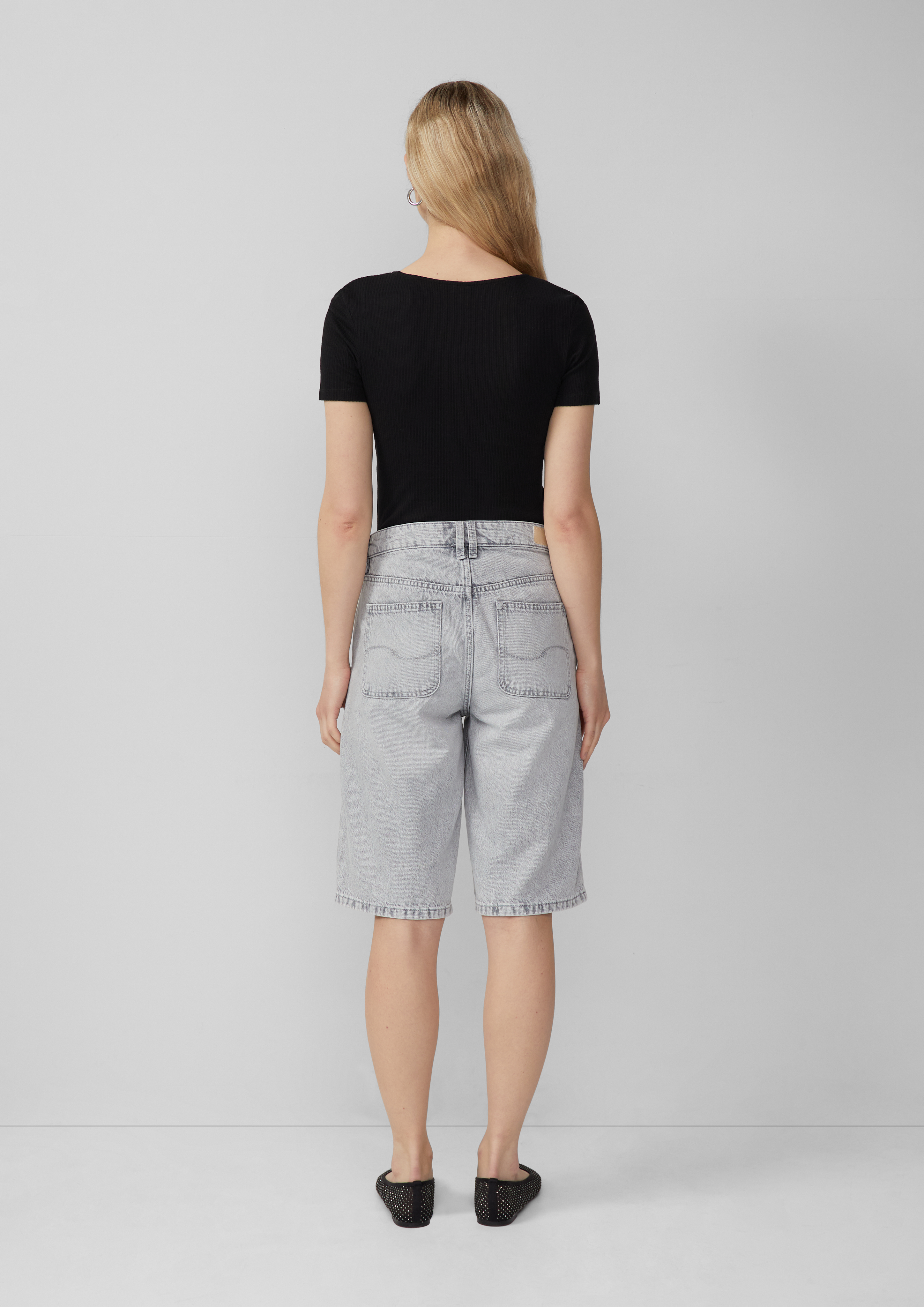 T-Shirt in 9999, 0100 & 3103