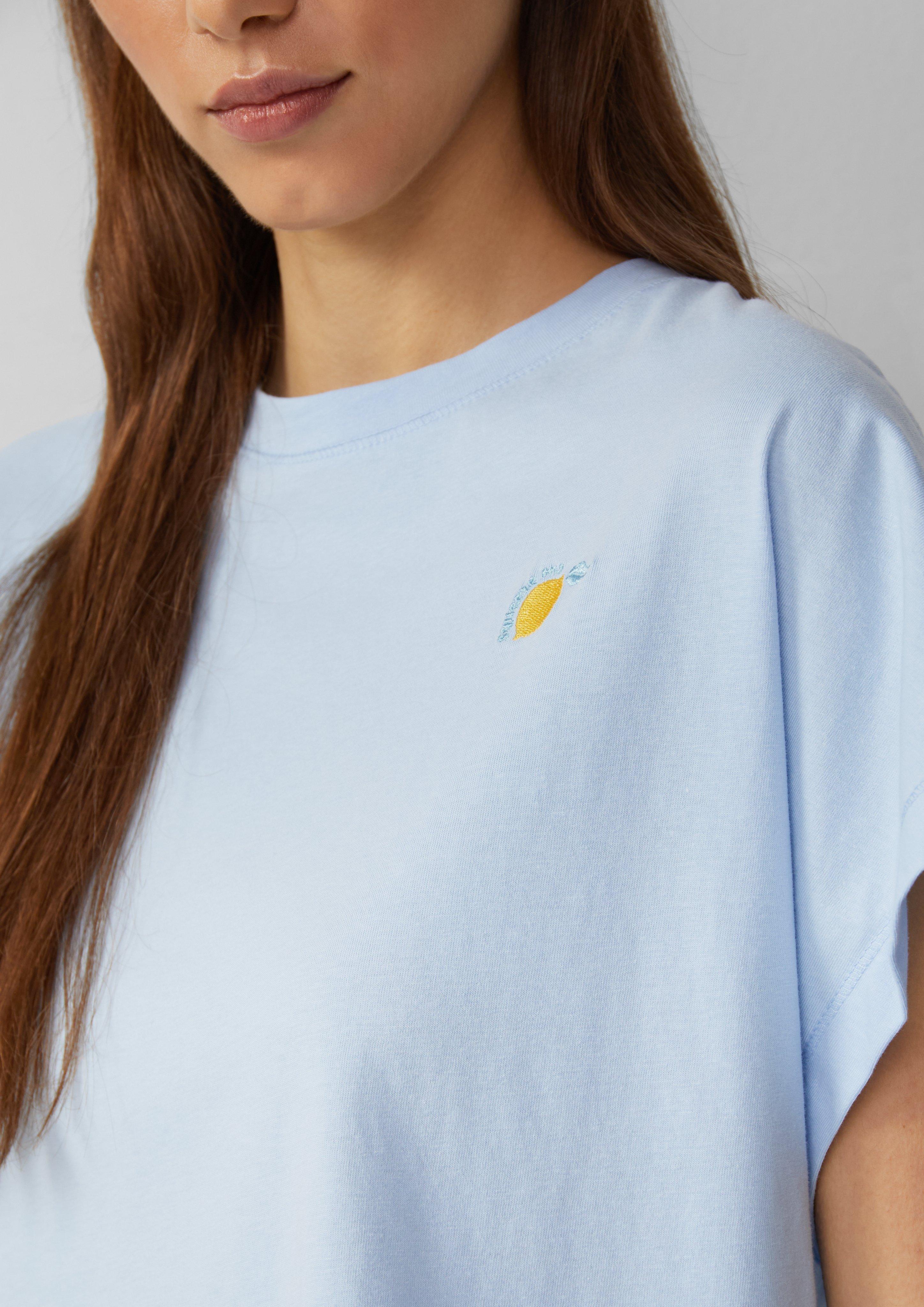 T-shirt in 5072, 9999 & 0100