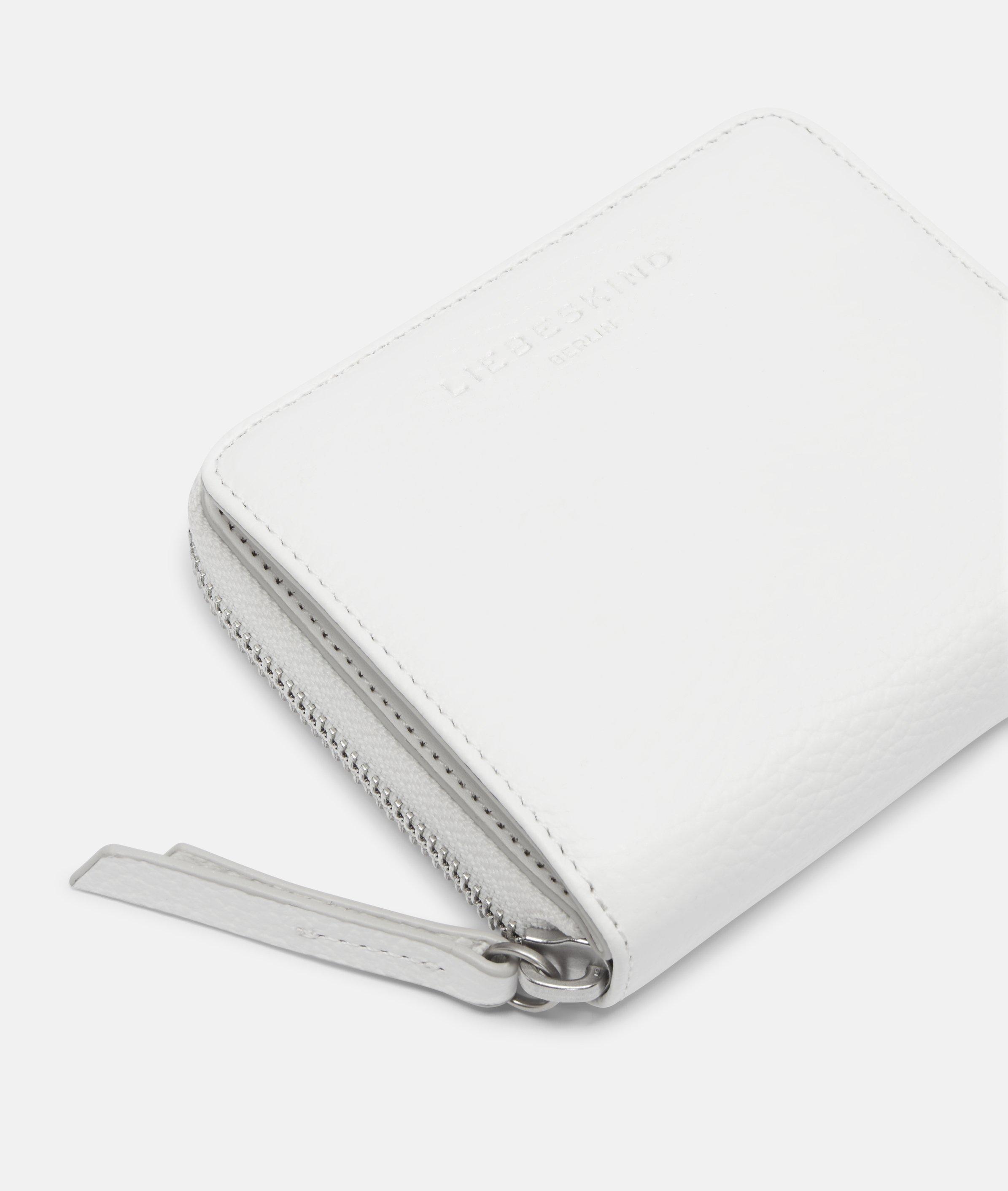 Sabia in wit, bruin, zwart & blauw