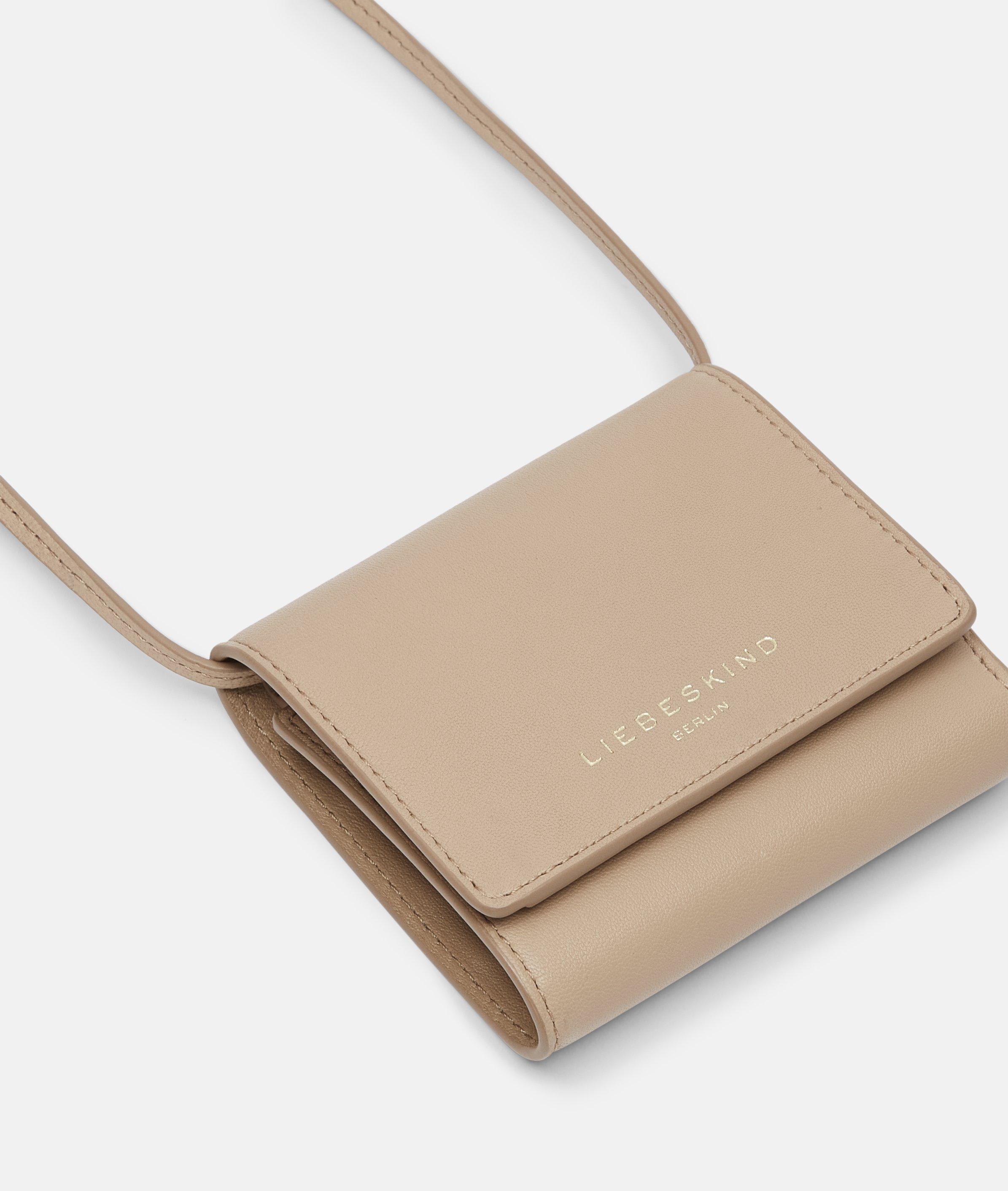 Ada in beige, blauw, bruin, grijs, crème, rood, roze & zwart