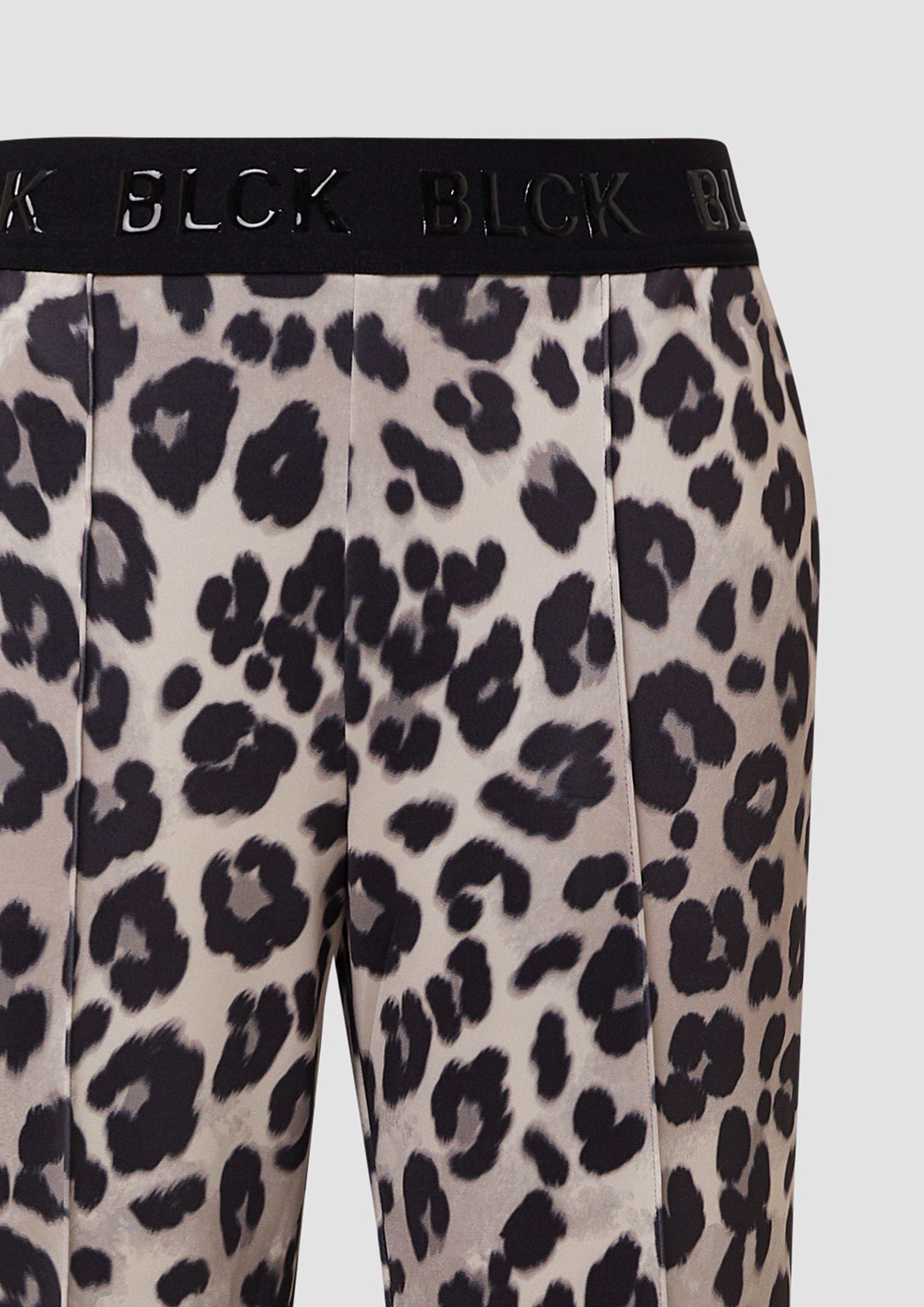 Hlače in 93A1 & 9999