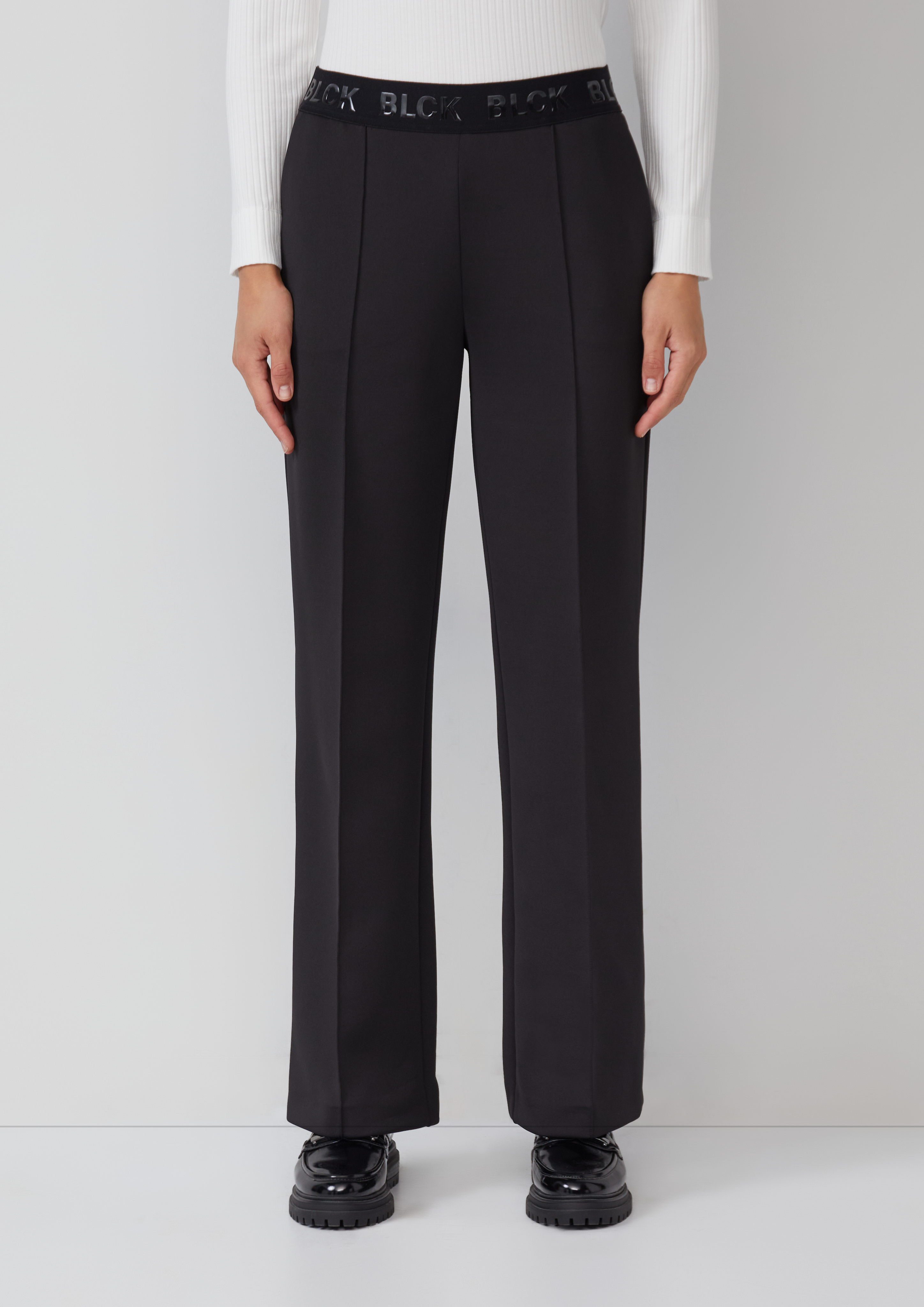 Hlače in 9999 & 93A1