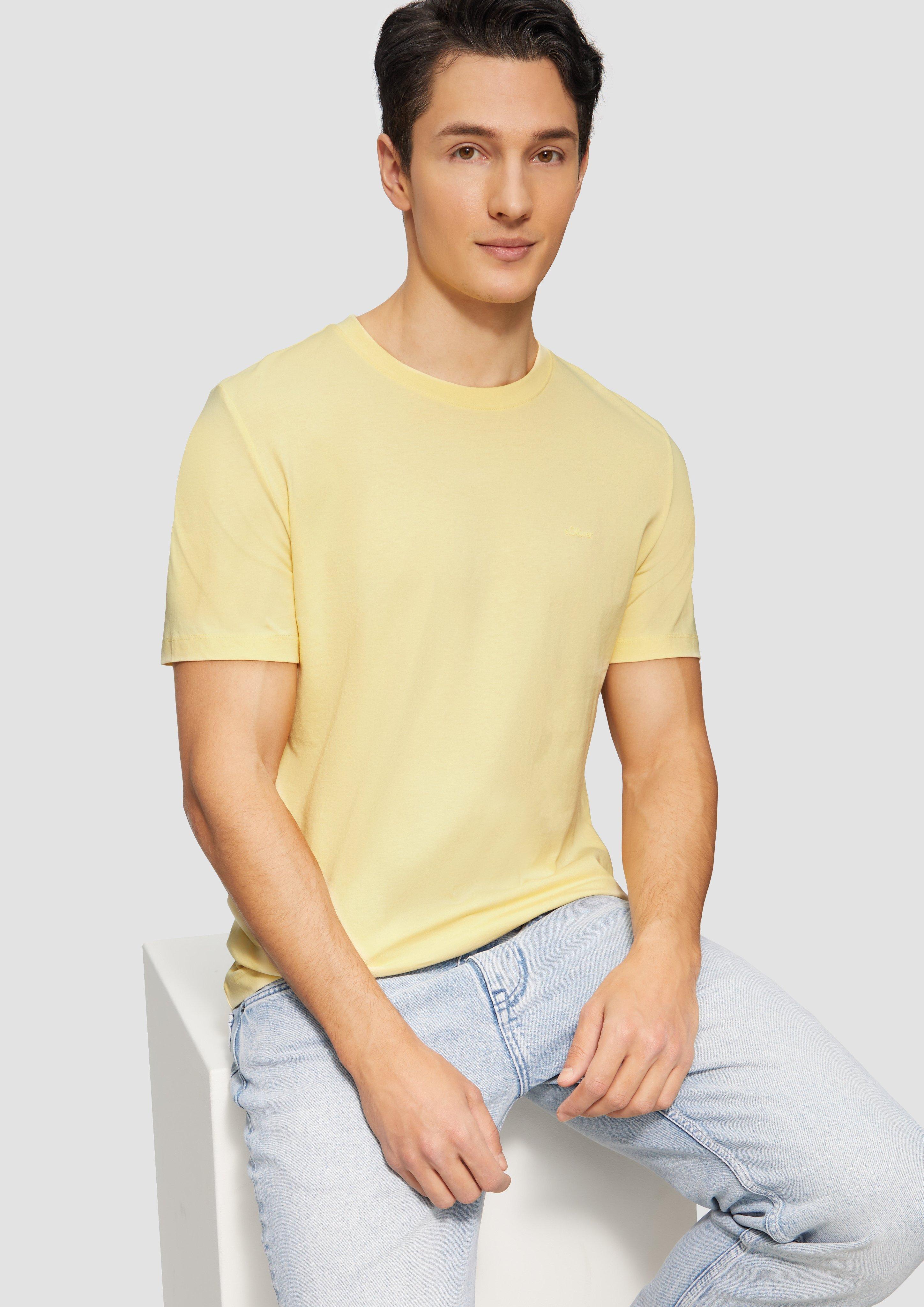 T-shirt in 1210 & 3556