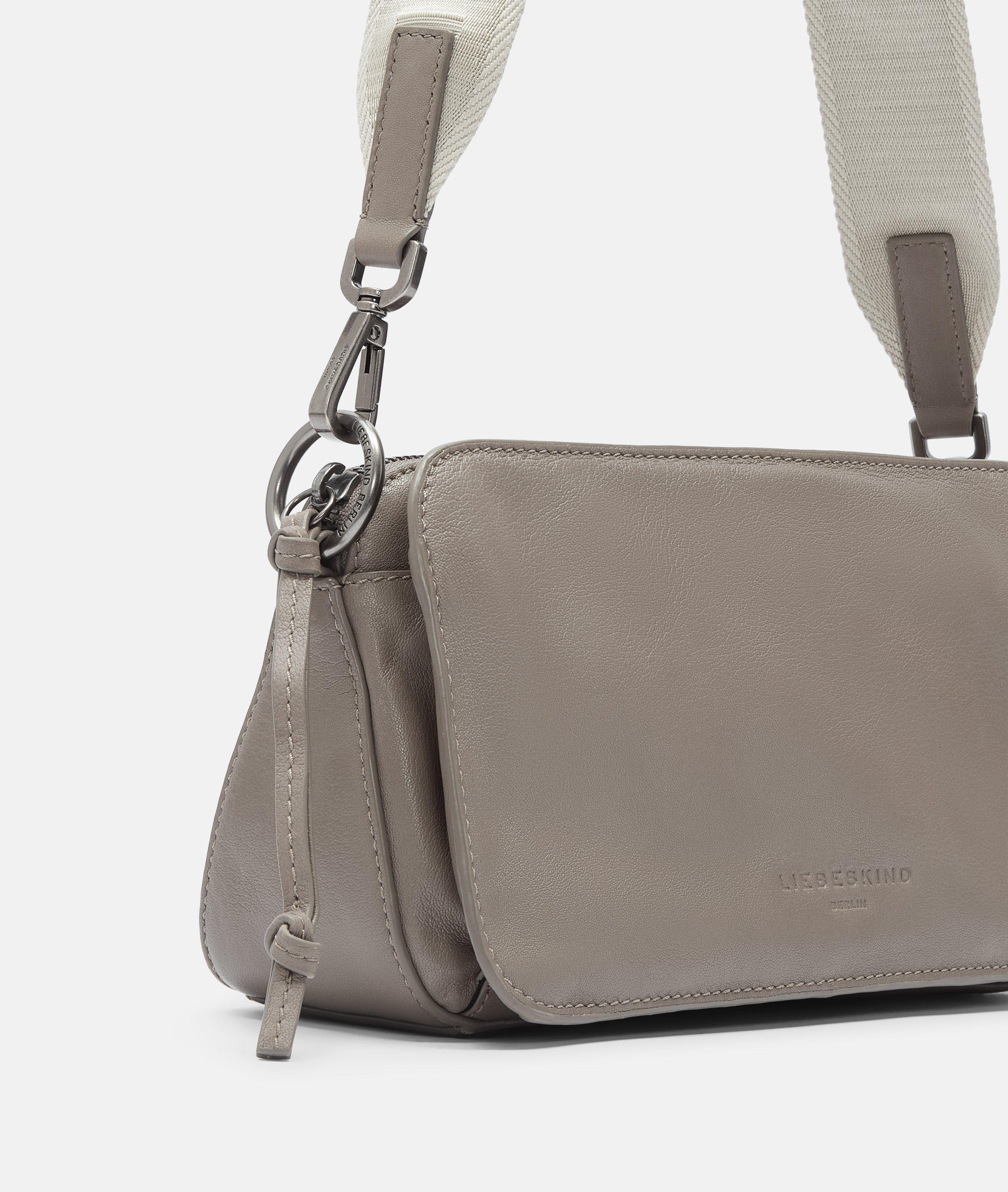 LIEBESKIND BERLIN Clarice Crossbody M