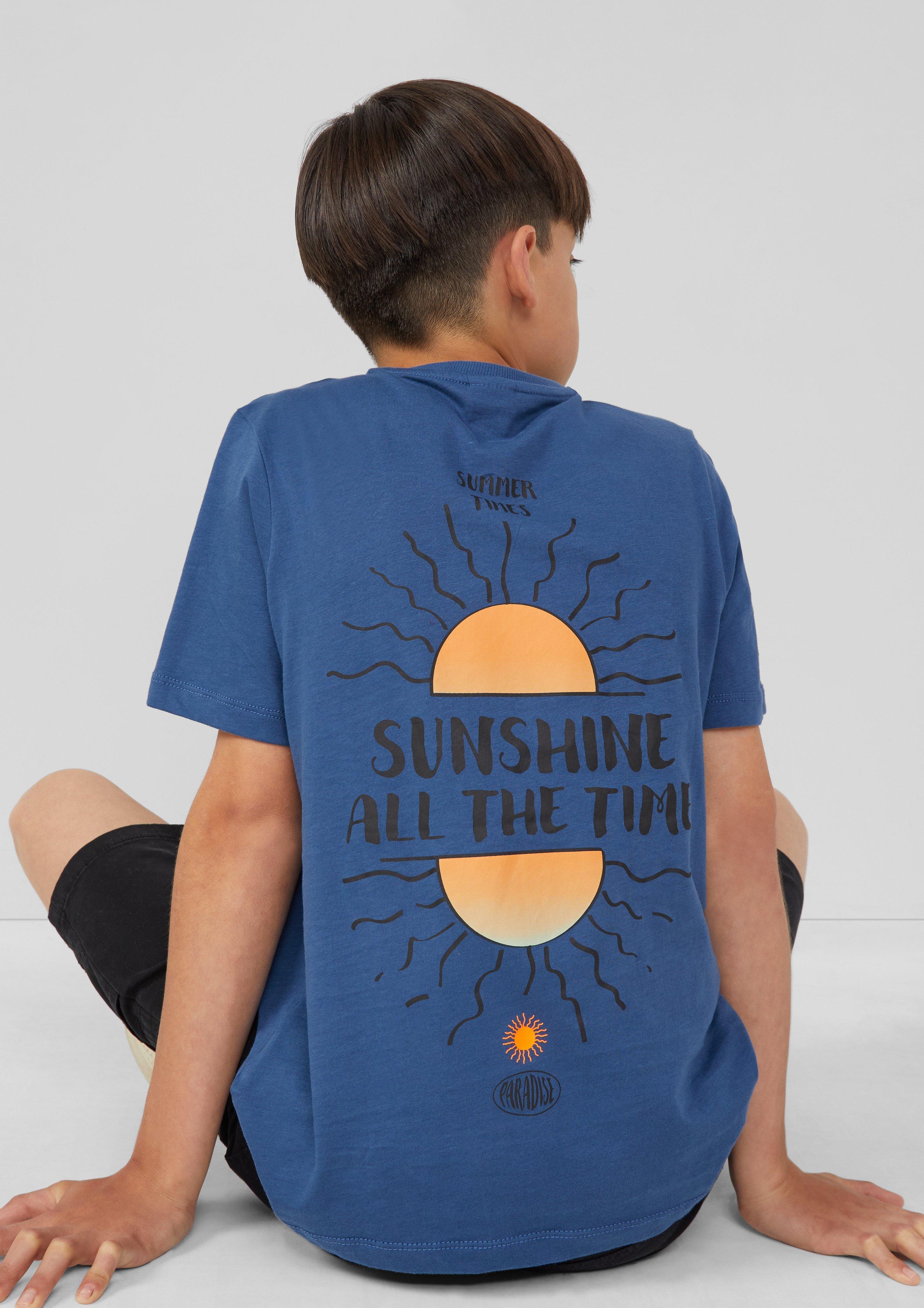 T-shirt in 5730, 0100, 6069 & 2240