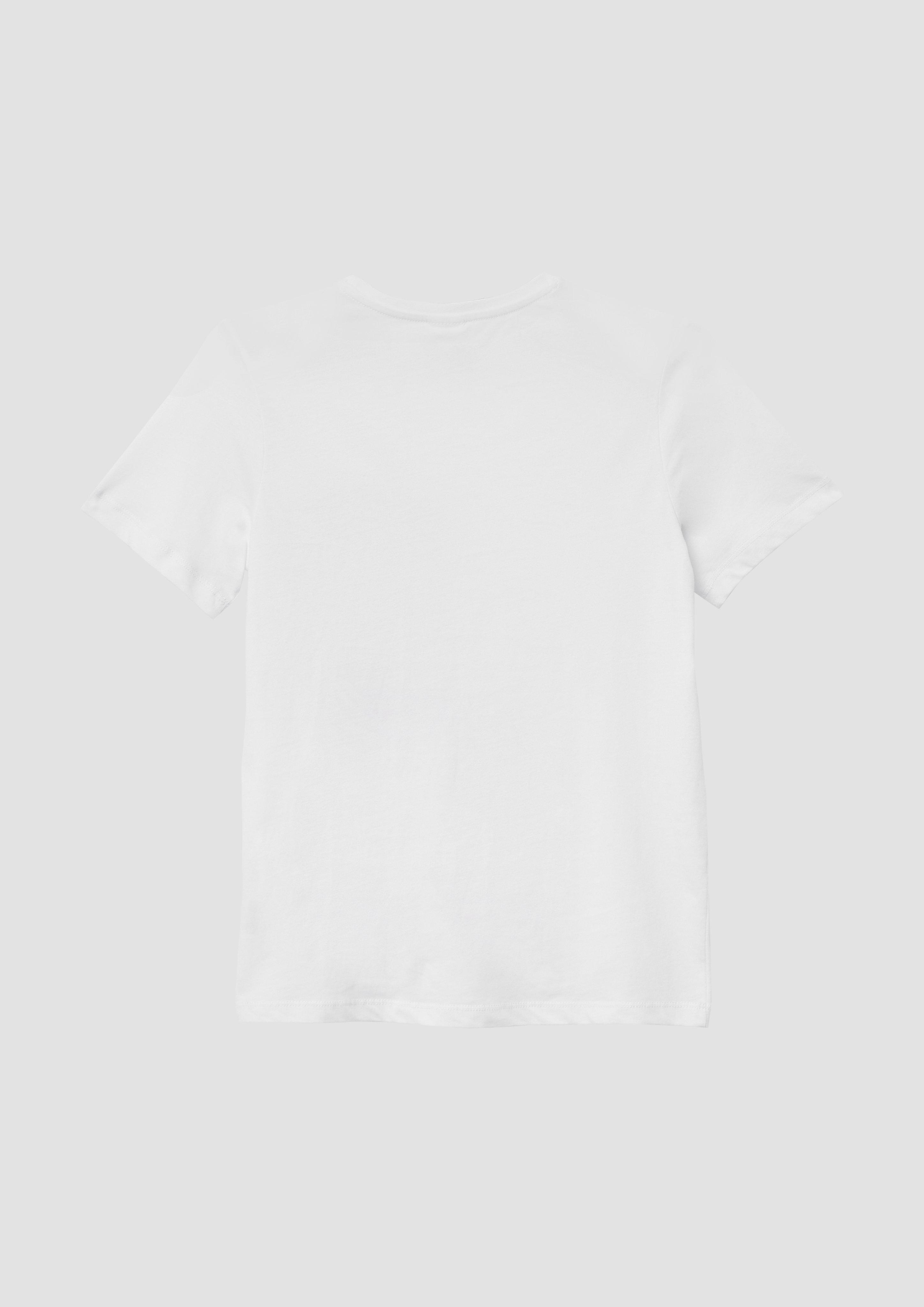 T-shirt in 0100, 6069, 5730 & 2240