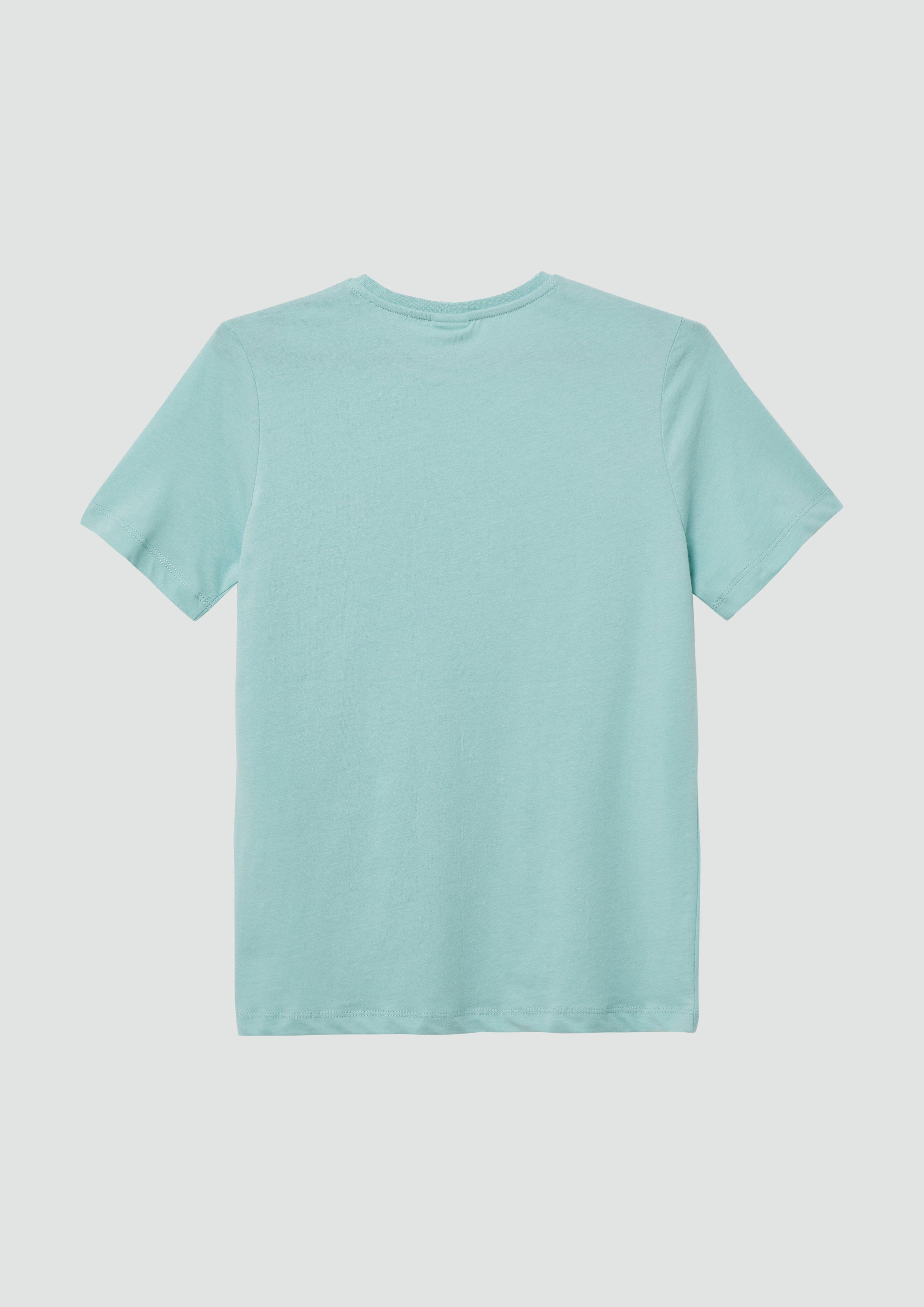 T-shirt in 6069, 0100, 5730 & 2240