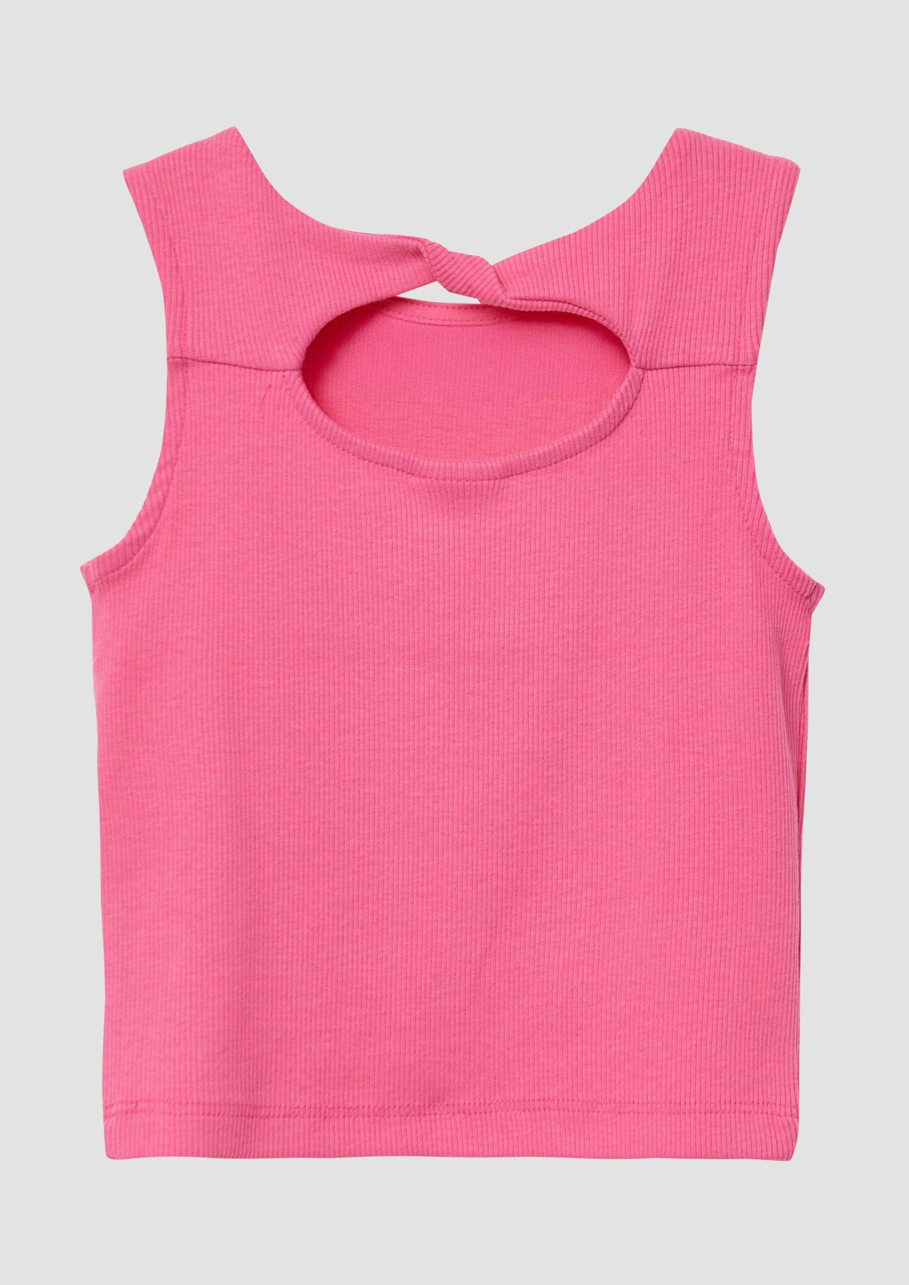 T-Shirt in 4424, 6115 & 0100