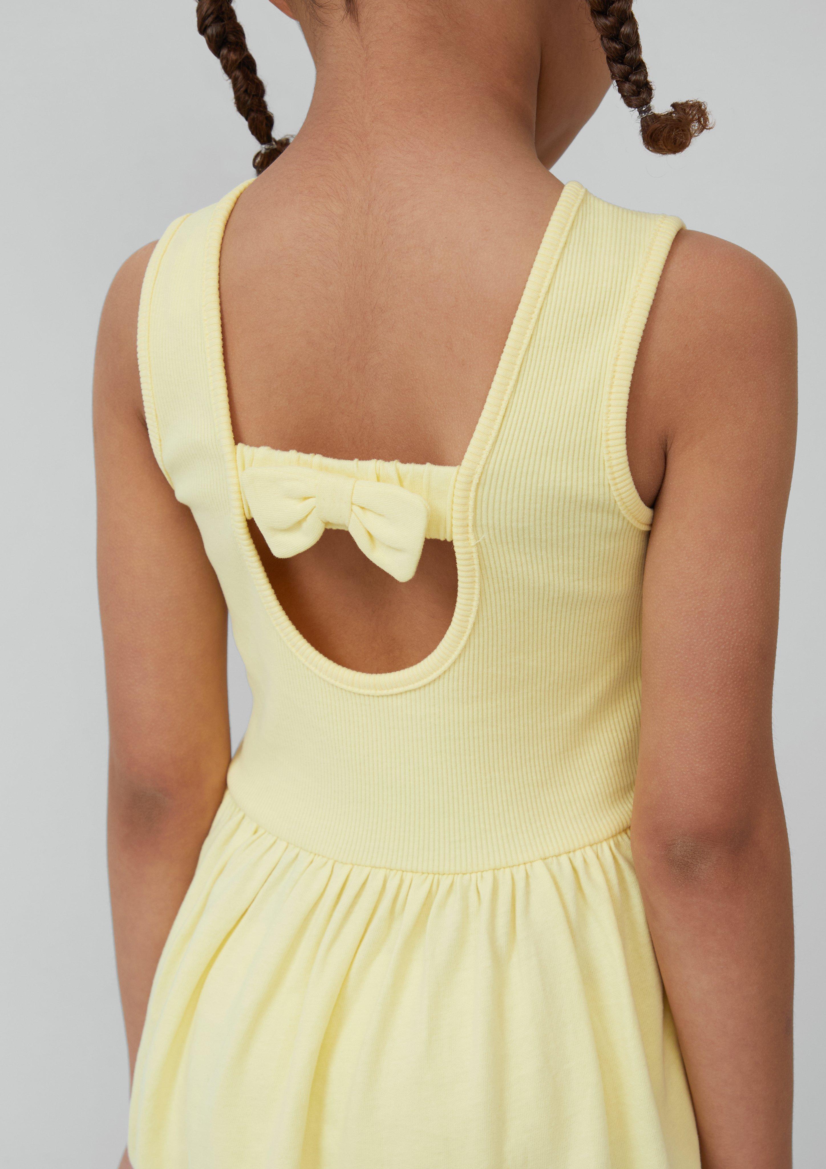 Kleid in 1175, 4424 & 6115