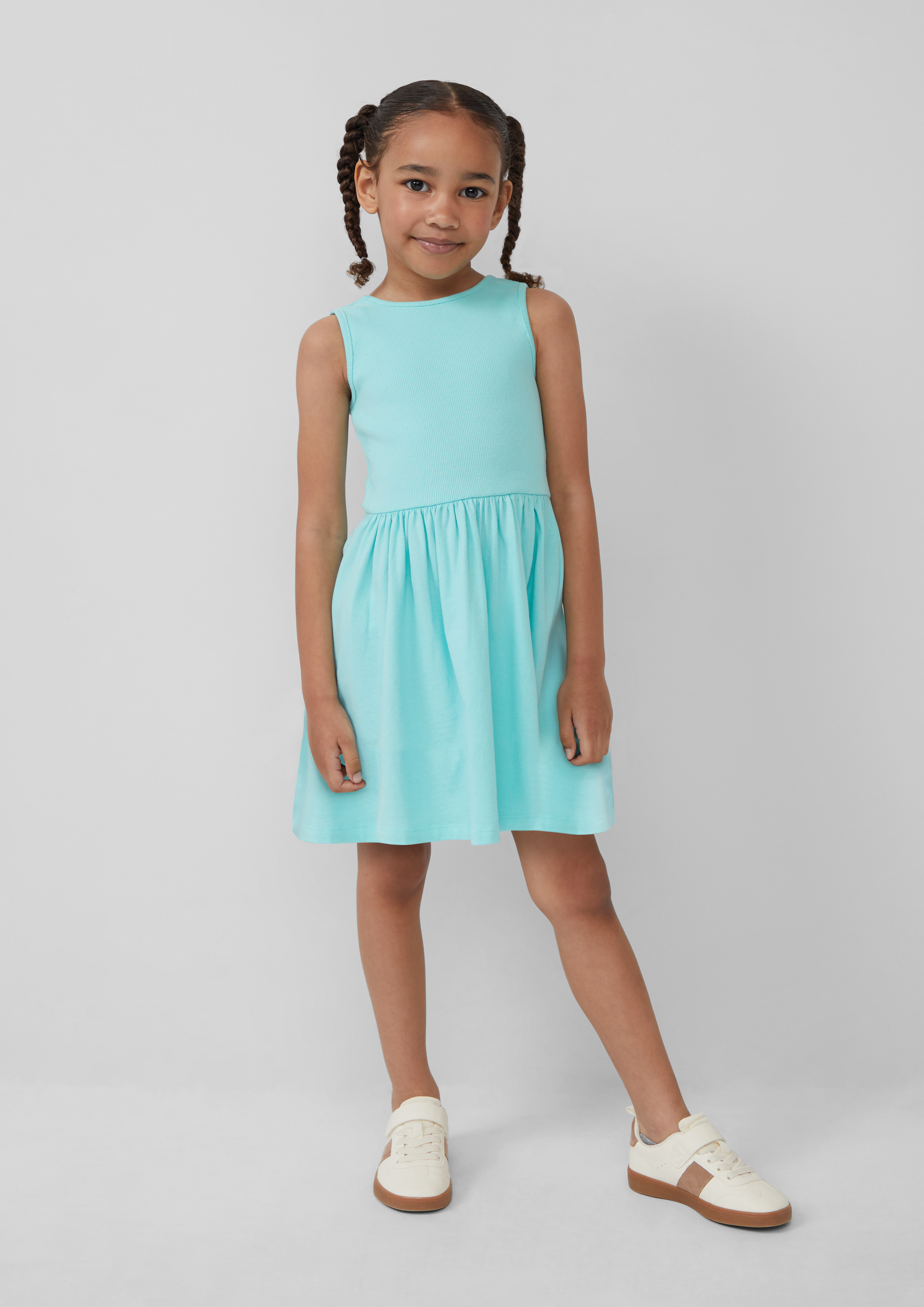 Robe in 6115, 4424 & 1175