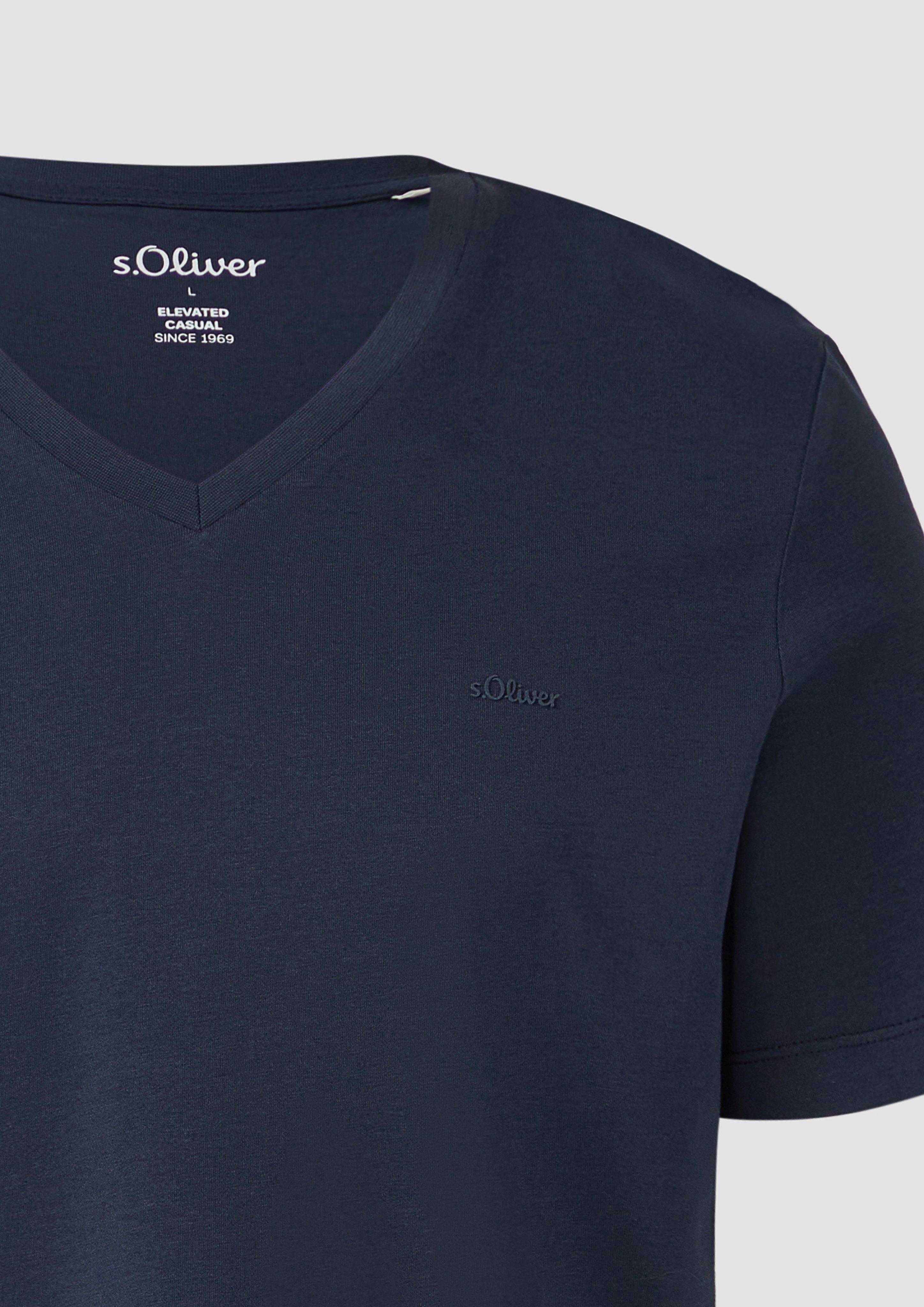 T-shirt in 5978, 9581, 6565, 9999, 0330, 5007, 0100, 6259 & 6501